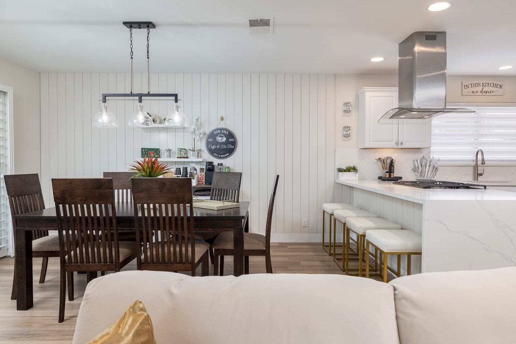 Single Story minutes from Summerlin with RV Parking & Dog Friendly — 26