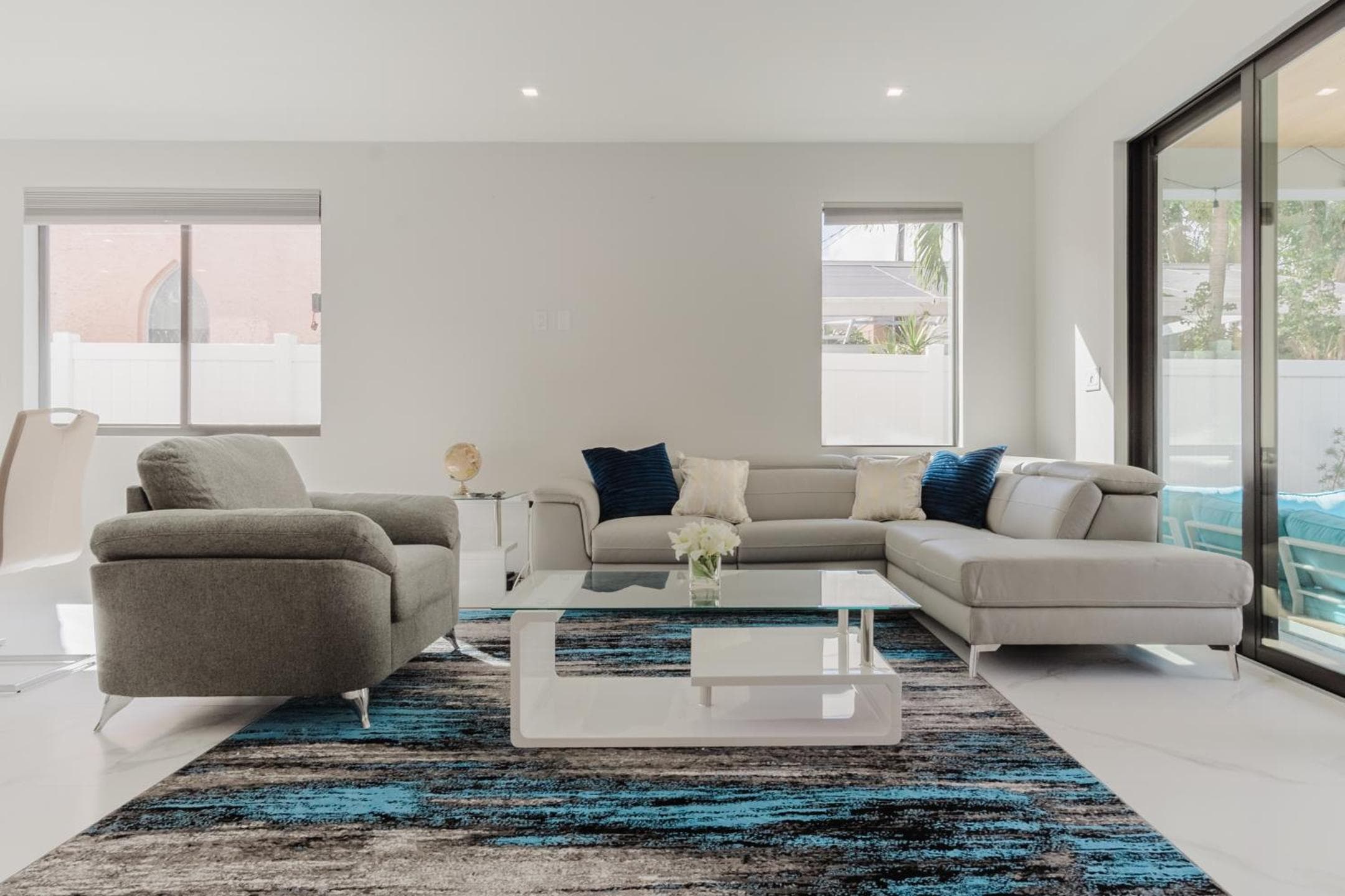 Luxury Paradise walk to Las Olas -5 mins to Beach — 3