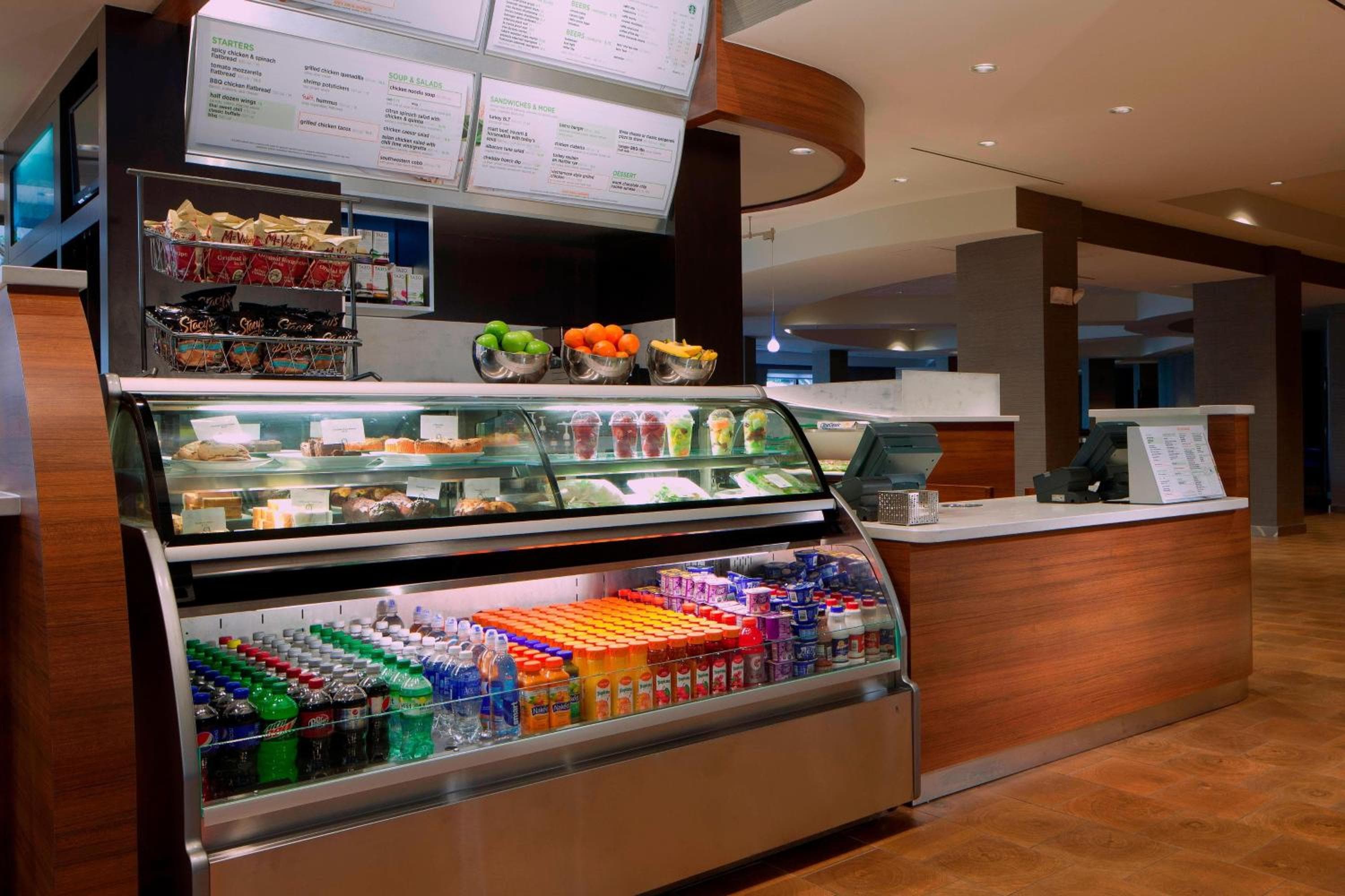 Courtyard by Marriott Orlando Lake Buena Vista en el Marriott Village — 26