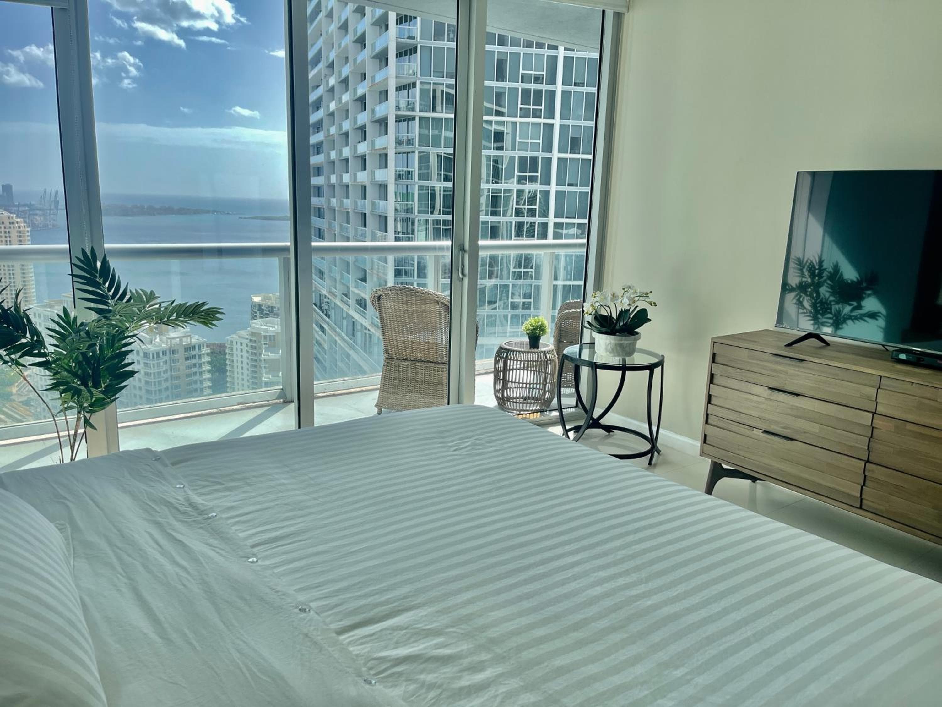 Sun&Sea IconBrickell Unit — 10