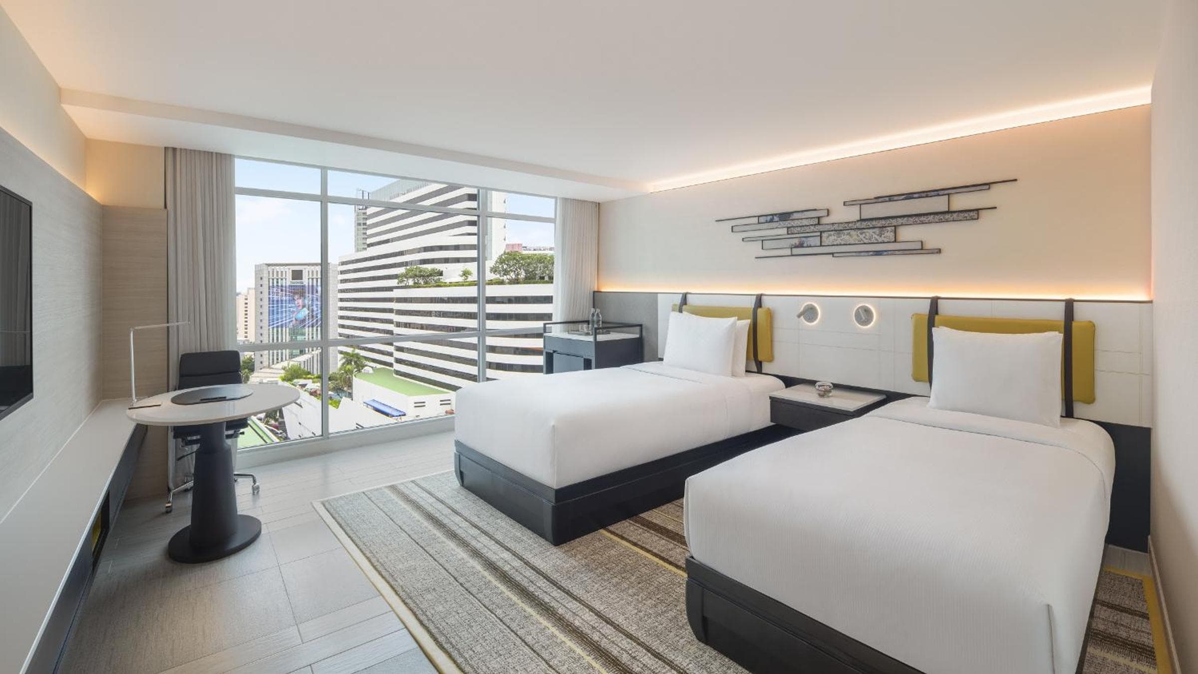 DoubleTree by Hilton Bangkok Ploenchit — 3