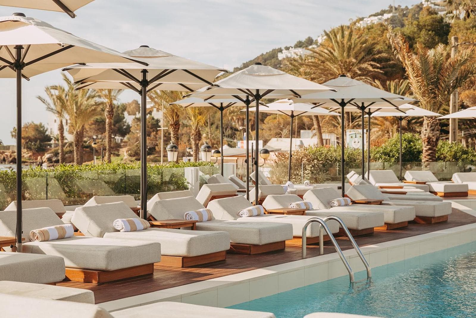 Hotel Riomar, Ibiza, un hotel de cartera homenaje — 2
