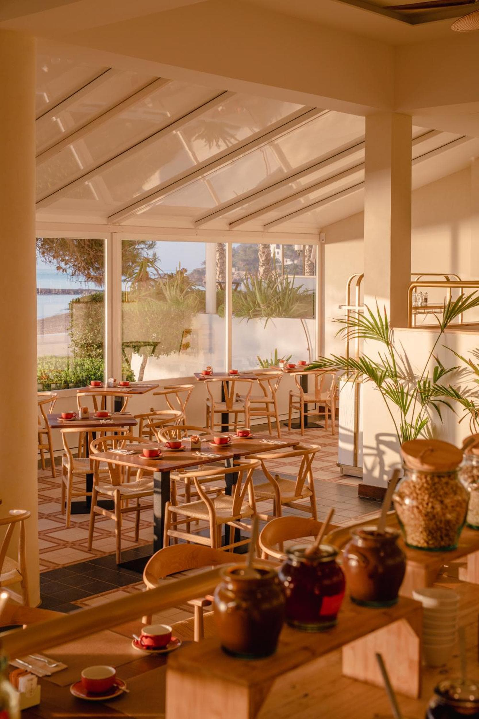 Hotel Riomar, Ibiza, un hotel de cartera homenaje — 4