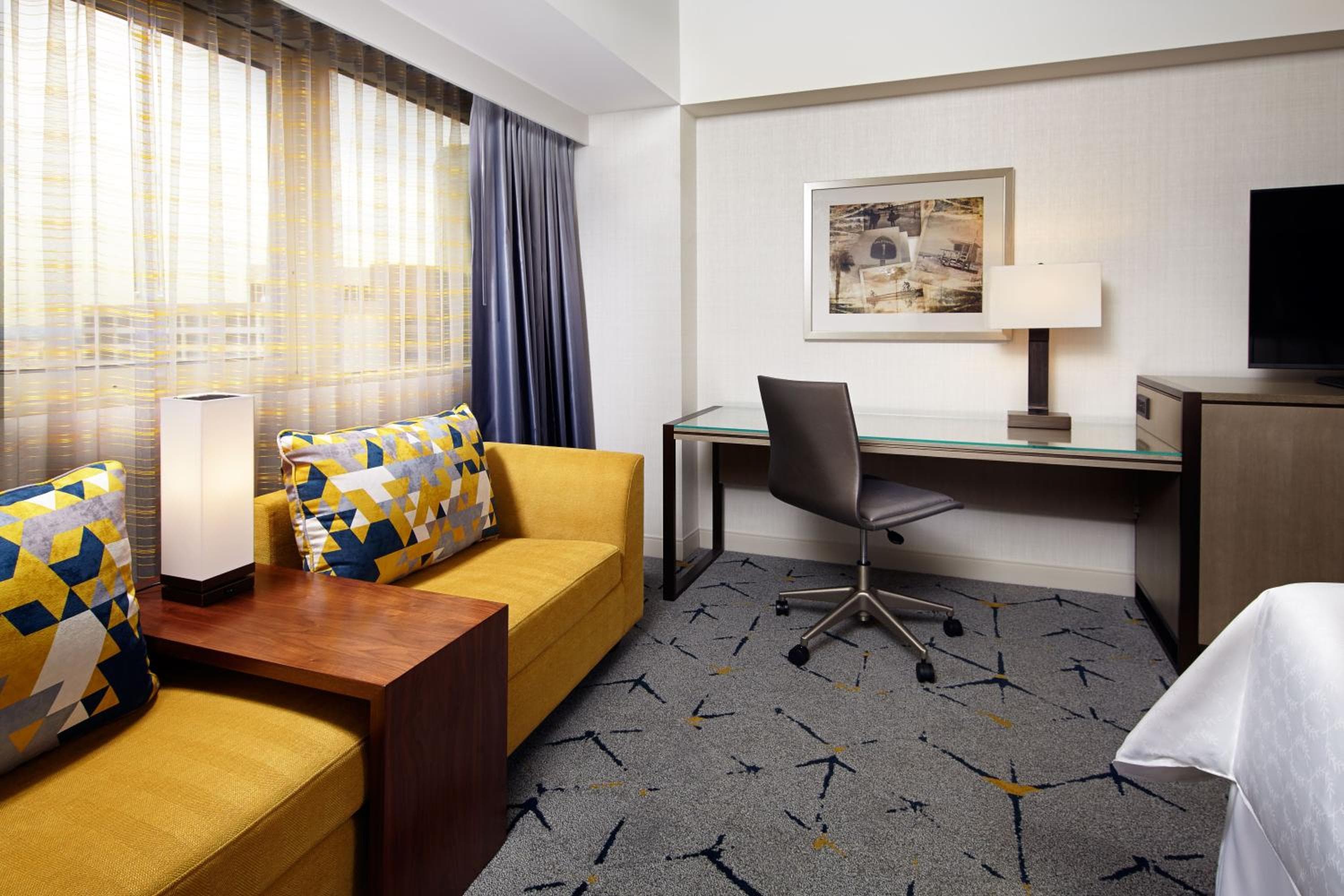 Sheraton Gateway Los Angeles Hotel — 15