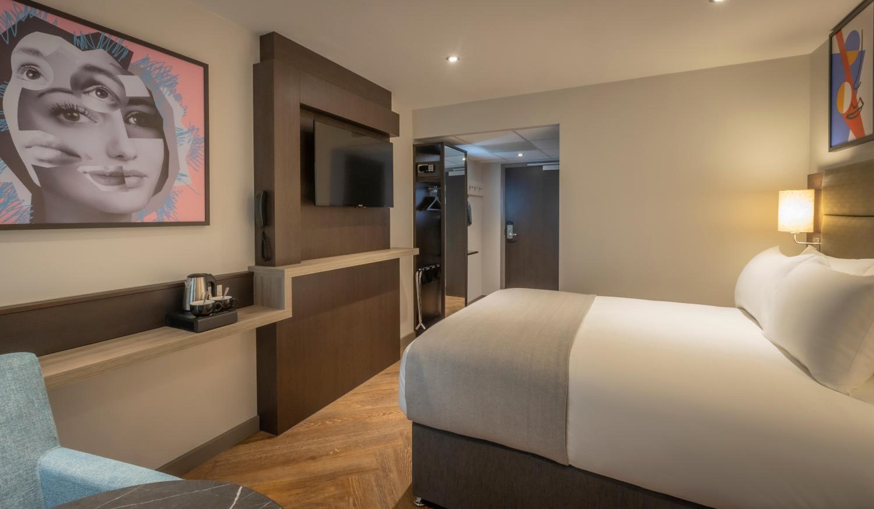 Maldron Hotel Finsbury Park, London — 7