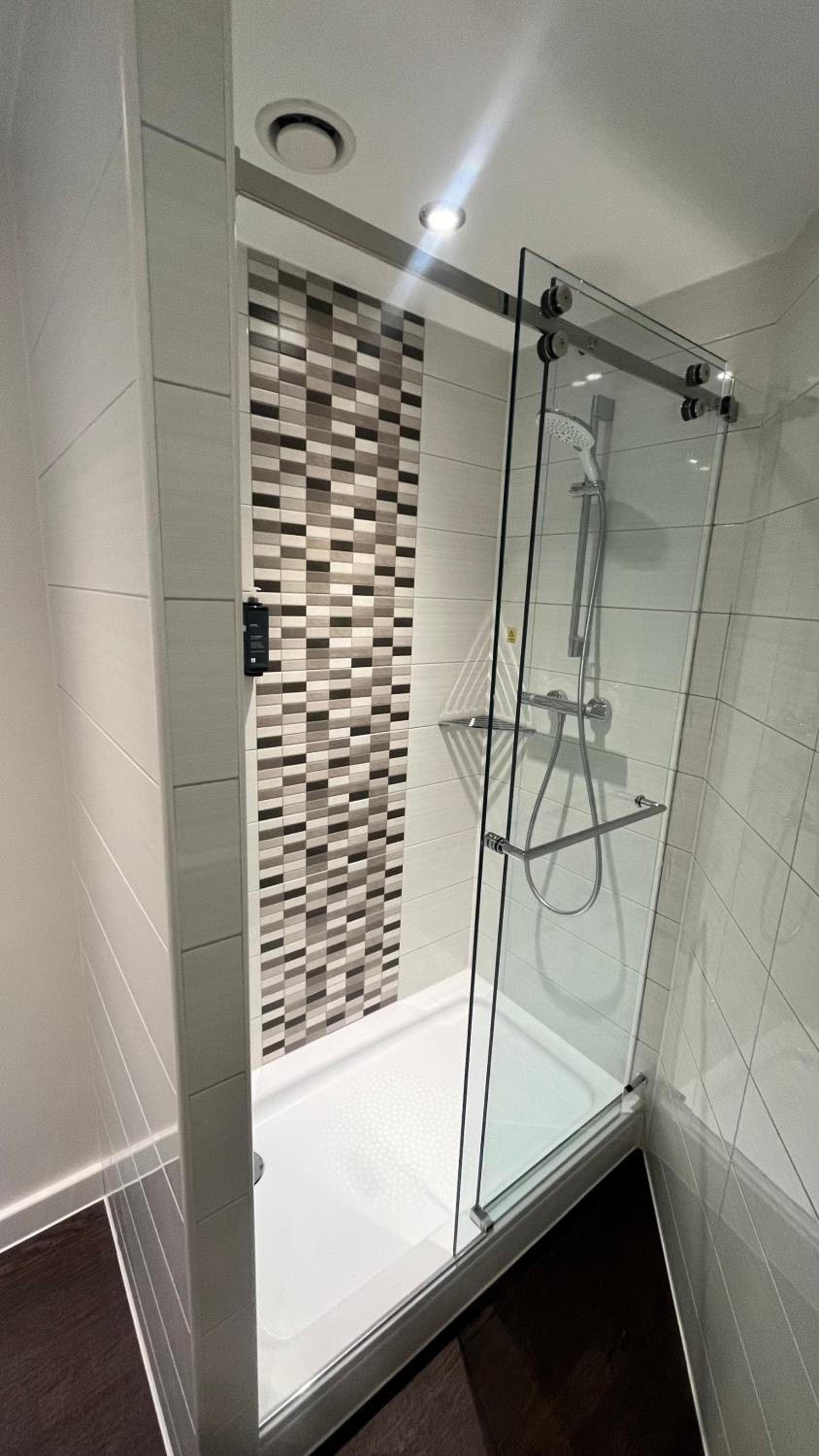 Maldron Hotel Finsbury Park, London — 11