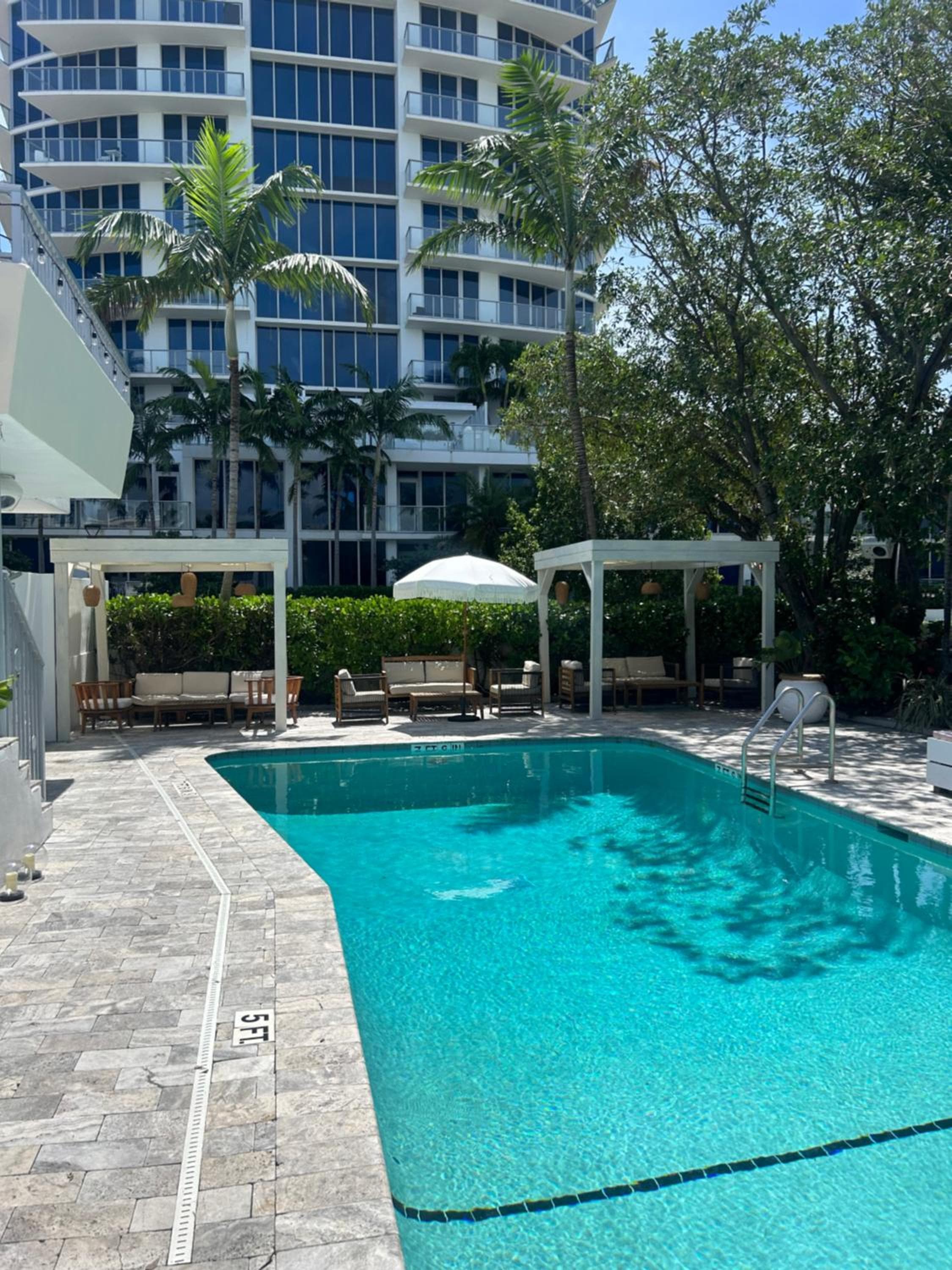Royal Palms Resort & Spa — 4