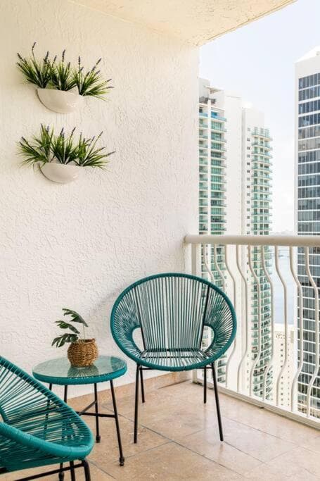 Brickell Center w/City & Bay View + FREE Parking! — 18