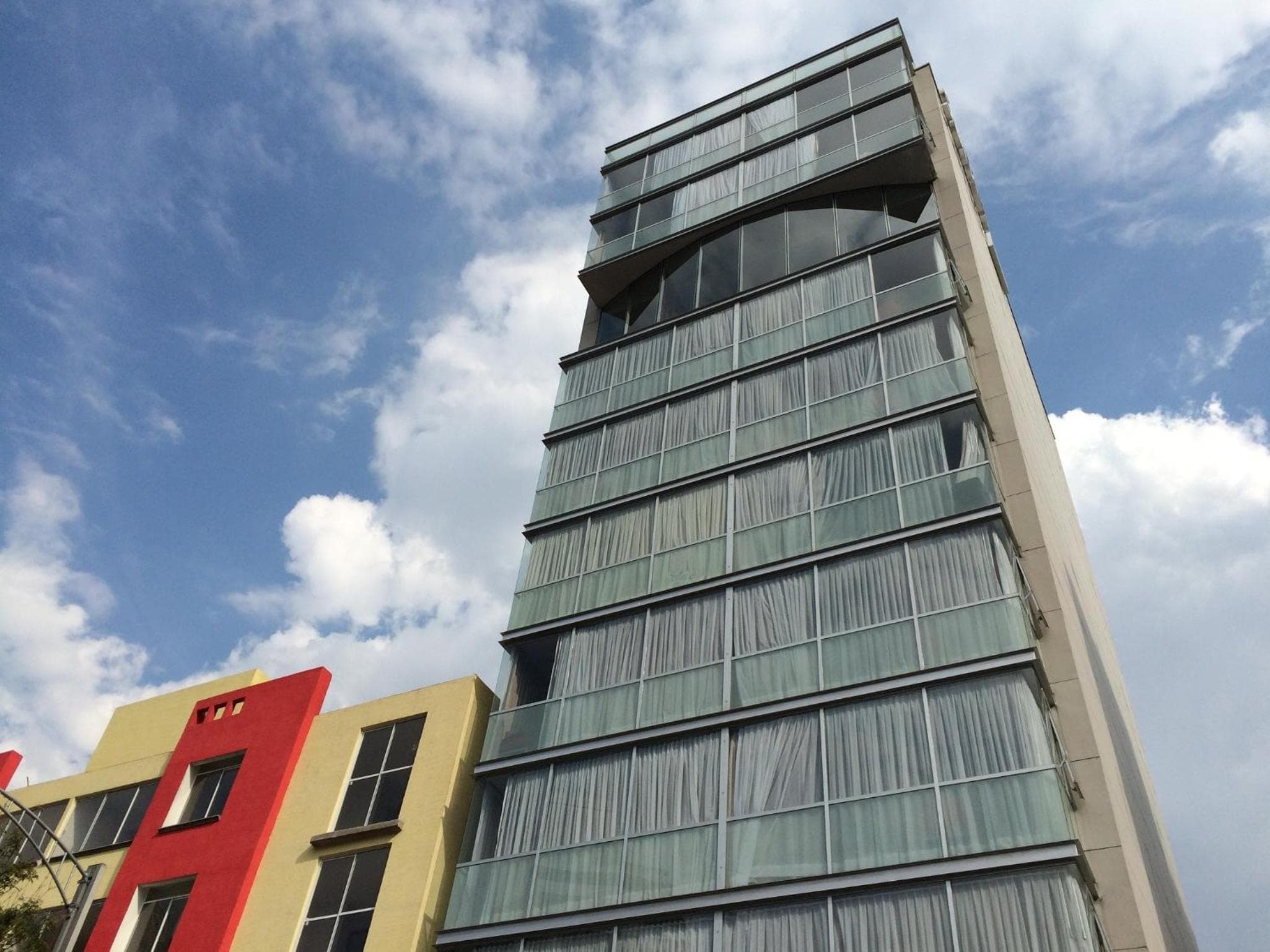 Hotel Block Suites — 3