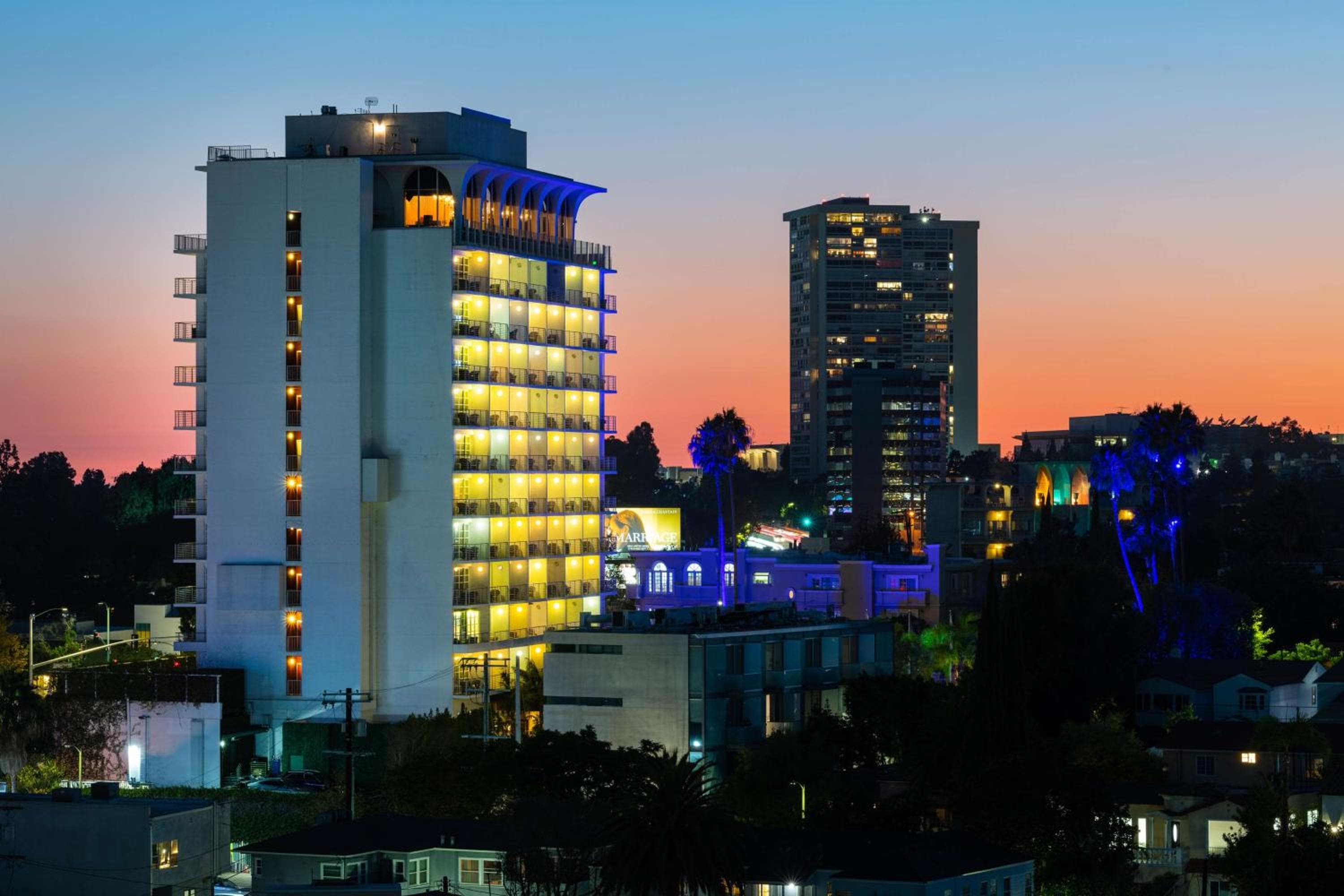Cammeo Beverly Hills — 2