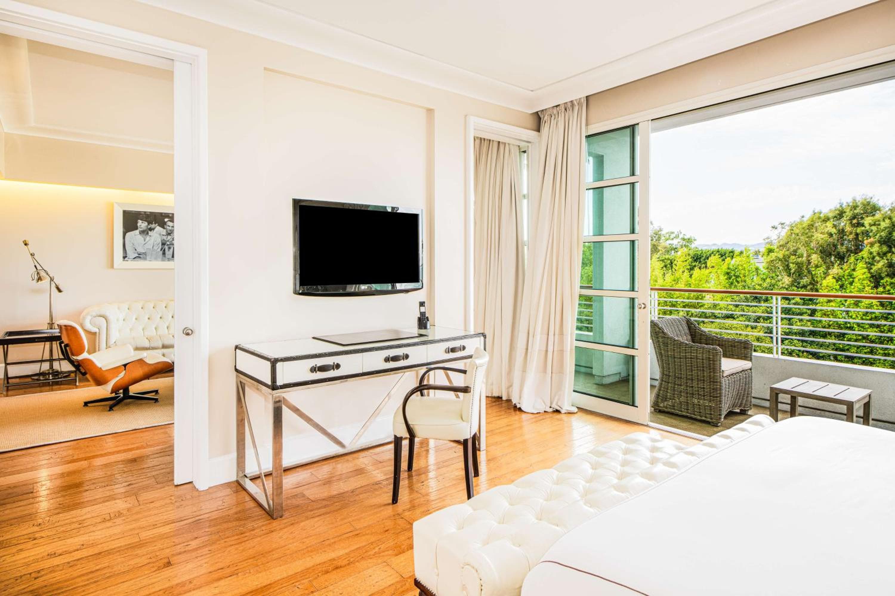 Cammeo Beverly Hills — 29