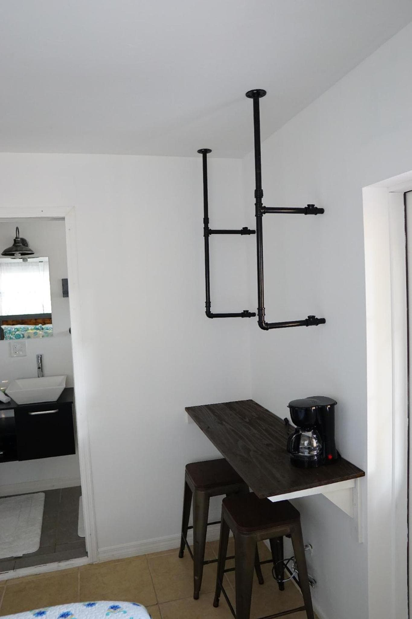 La mia casa è la tua casa, suite aeroportuali — 9