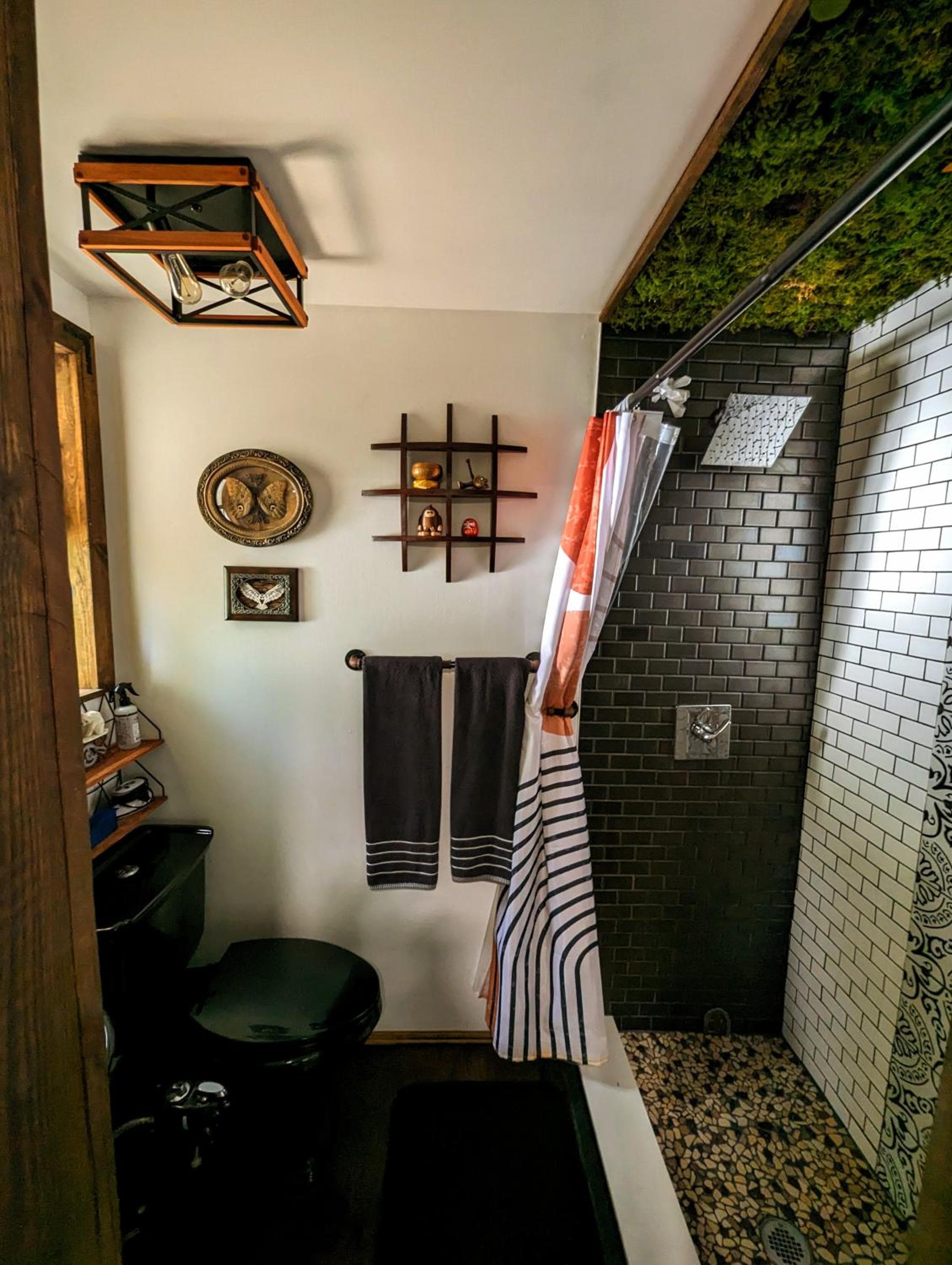 Cozy AF Tiny-House Oasis — 17