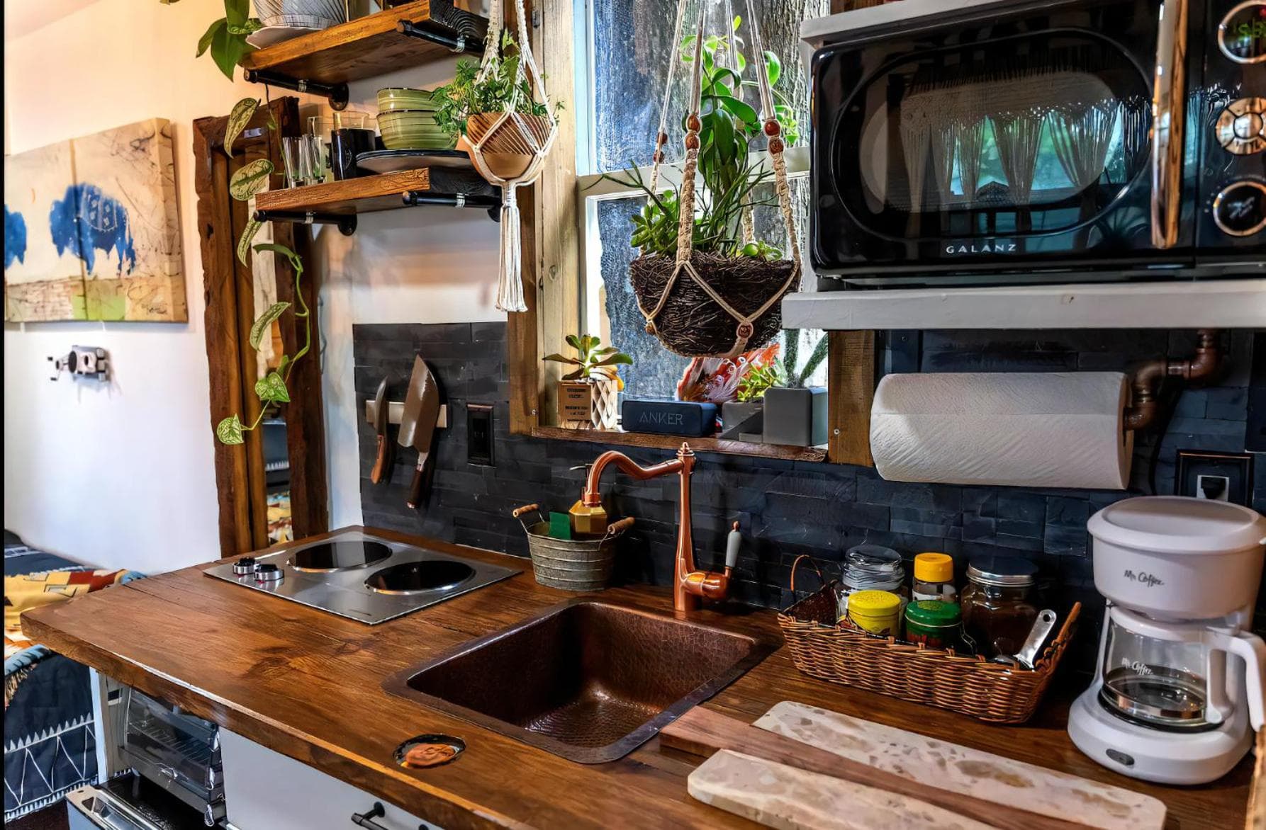 Cozy AF Tiny-House Oasis — 29