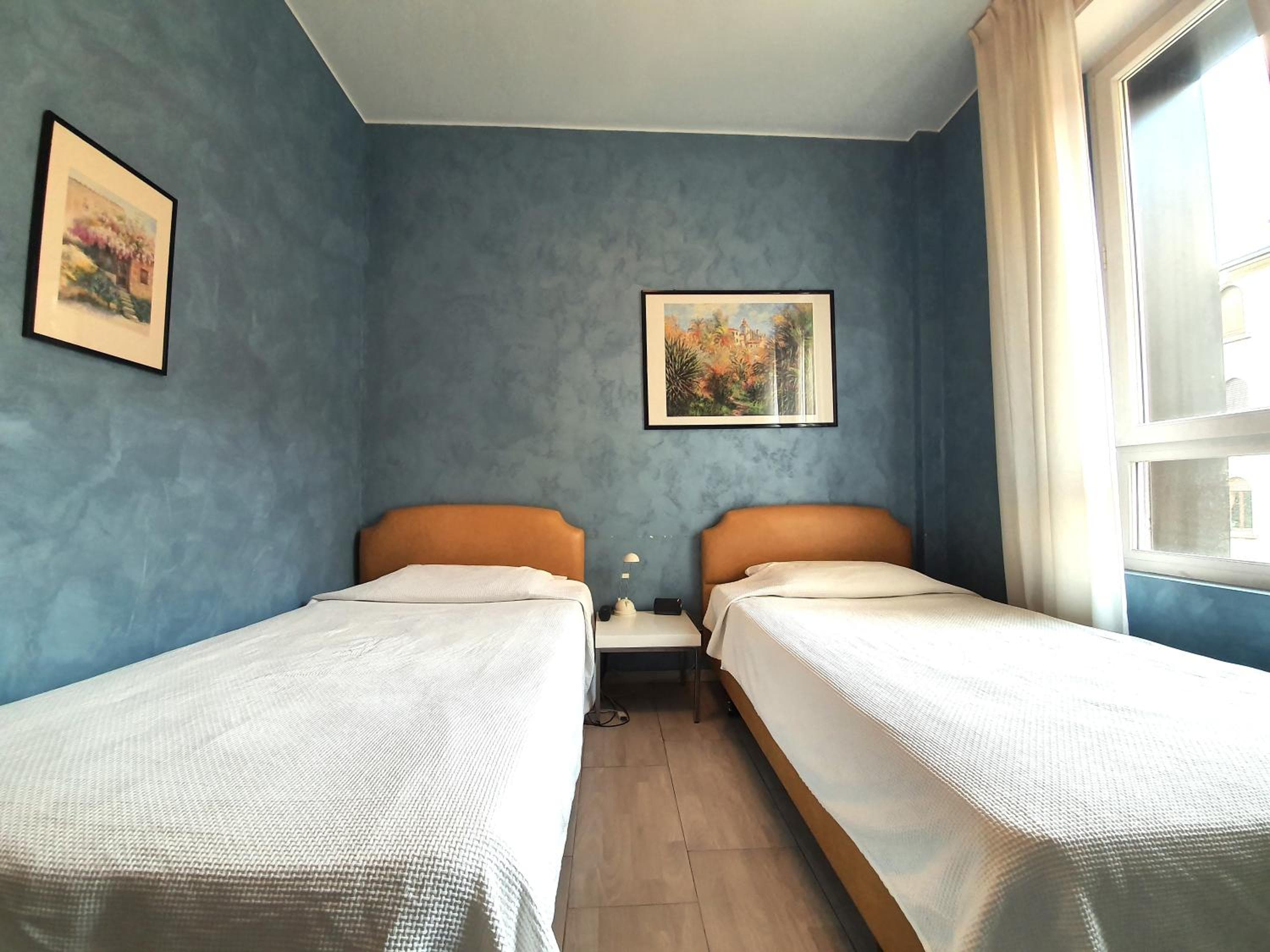 Hotel Molise 2 — 13