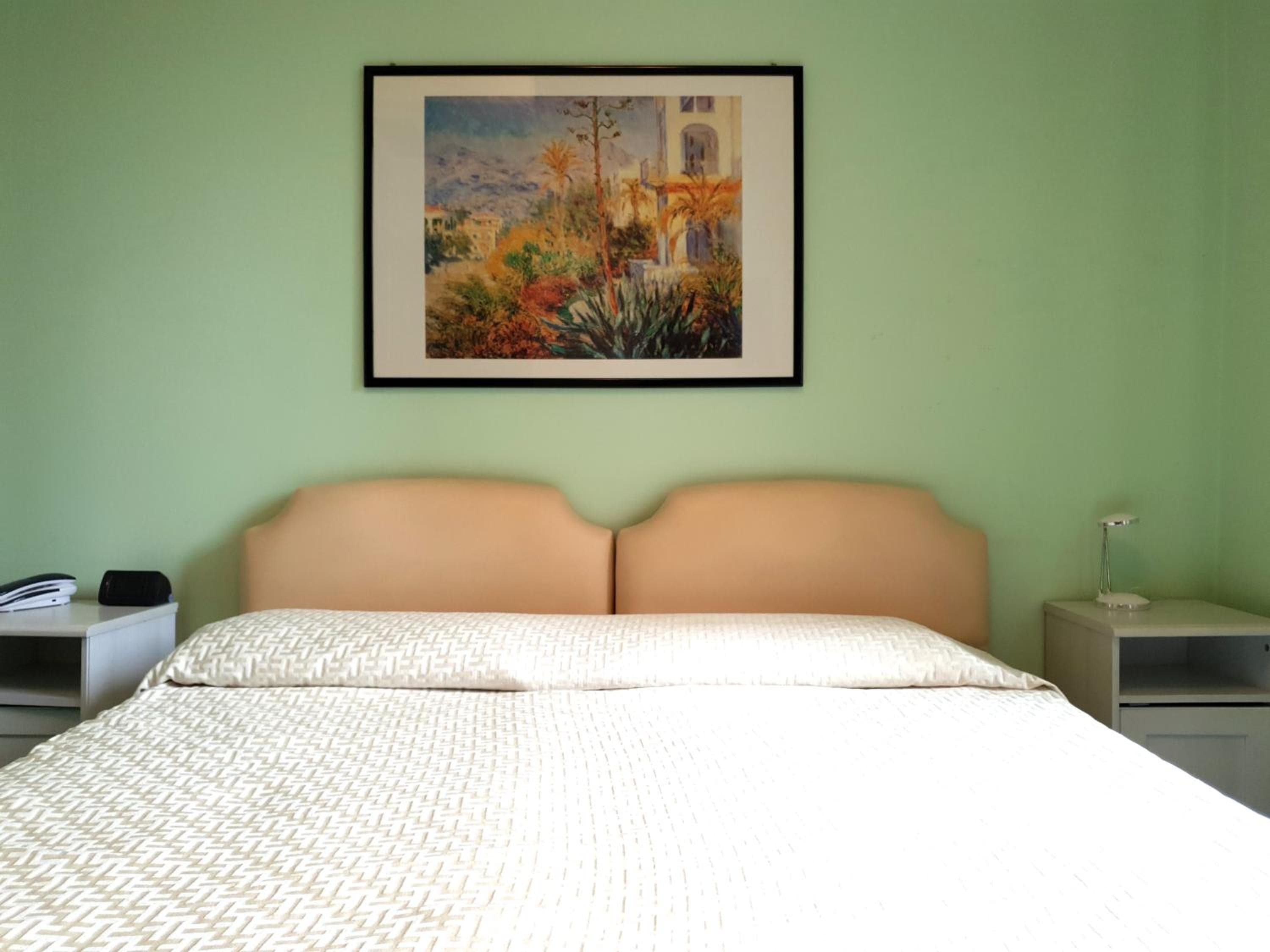 Hotel Molise 2 — 10