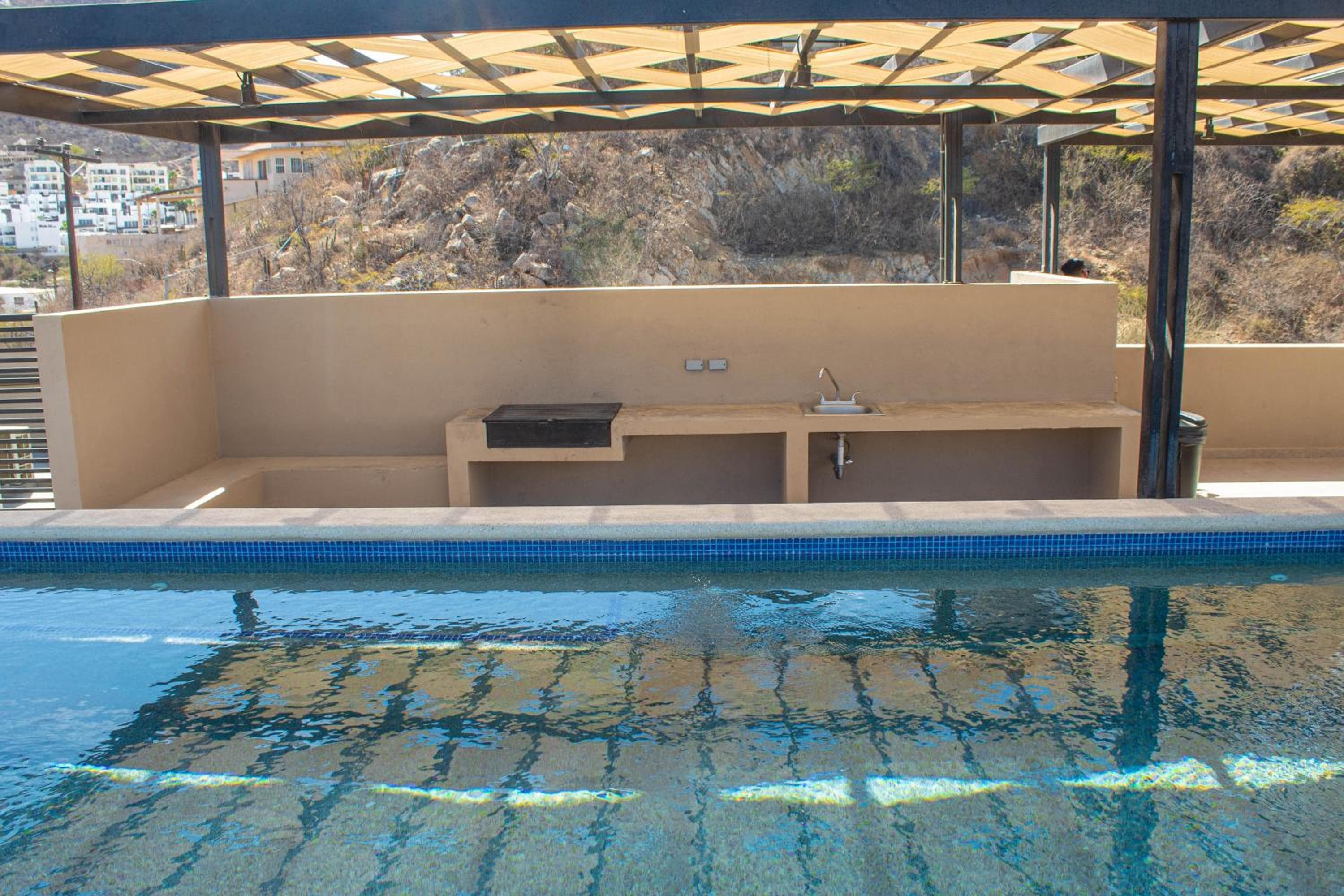 NUOVO condominio Terra con piscina a sfioro — 4