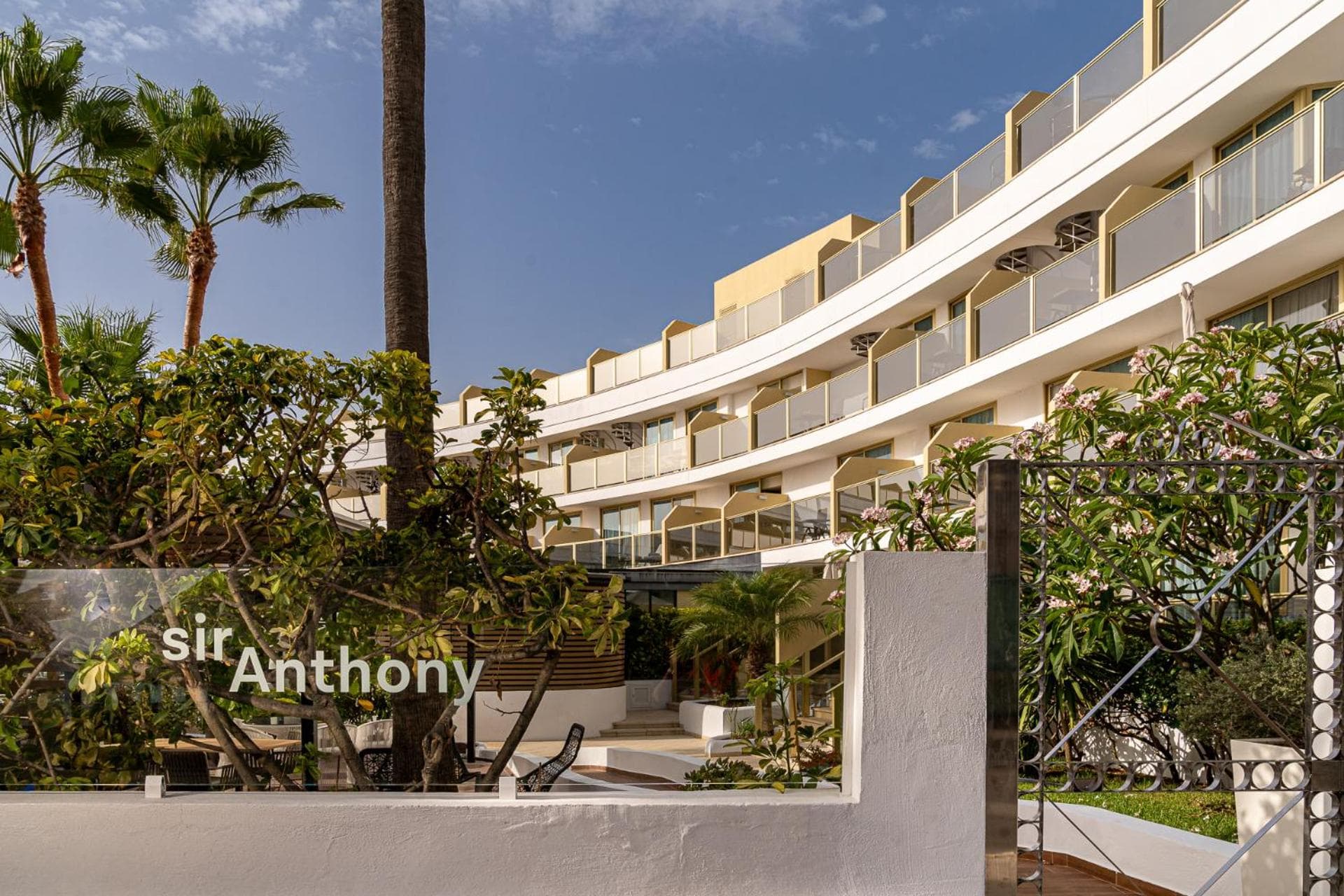Sir Anthony — 20