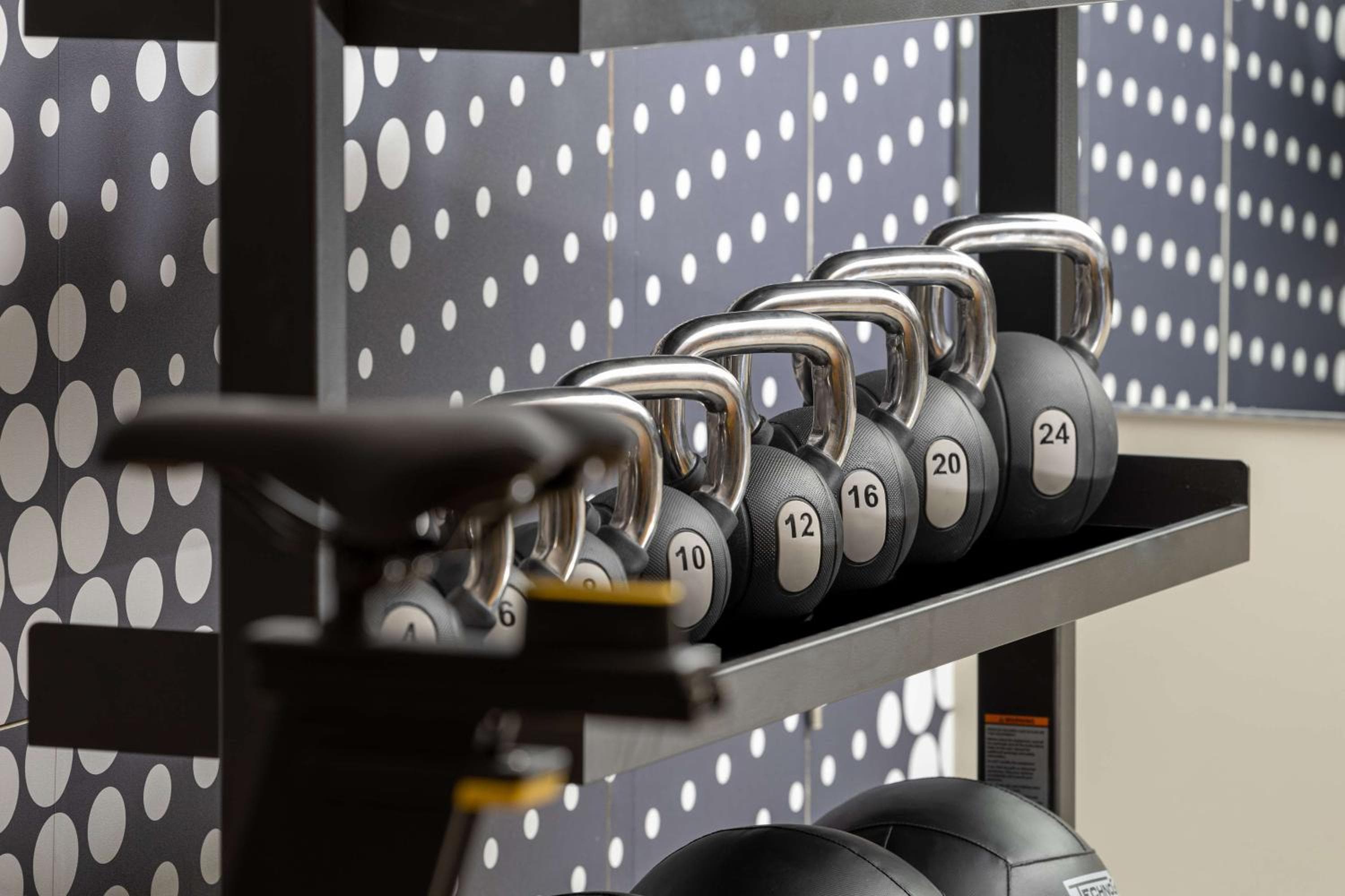 Hampton By Hilton London City hotel, 12-20 Osborn Street, London, United Kingdom — photo 3