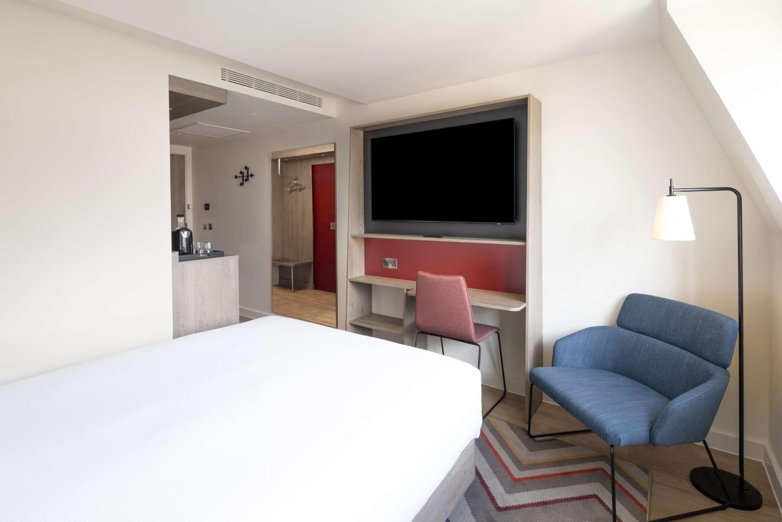 Hampton By Hilton London City hotel, 12-20 Osborn Street, London, United Kingdom — photo 23