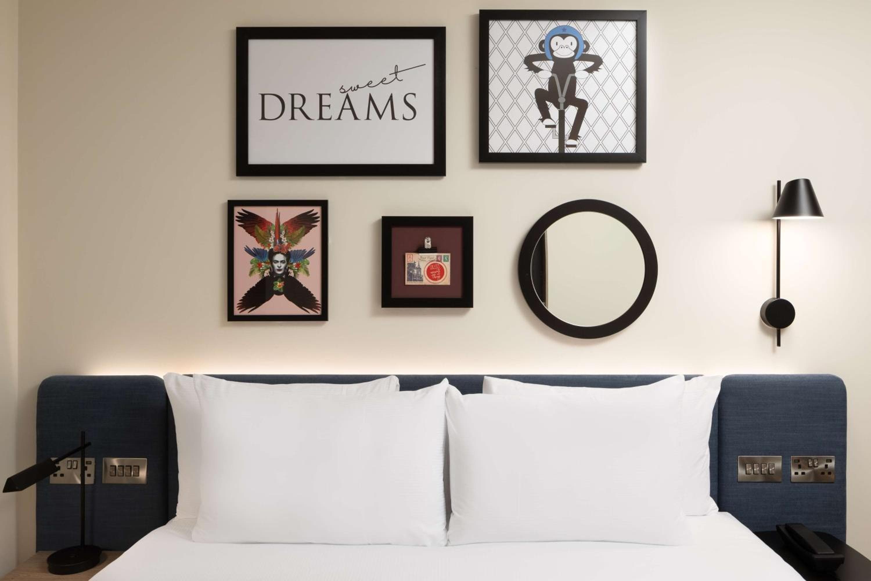 Hampton By Hilton London City hotel, 12-20 Osborn Street, London, United Kingdom — photo 8