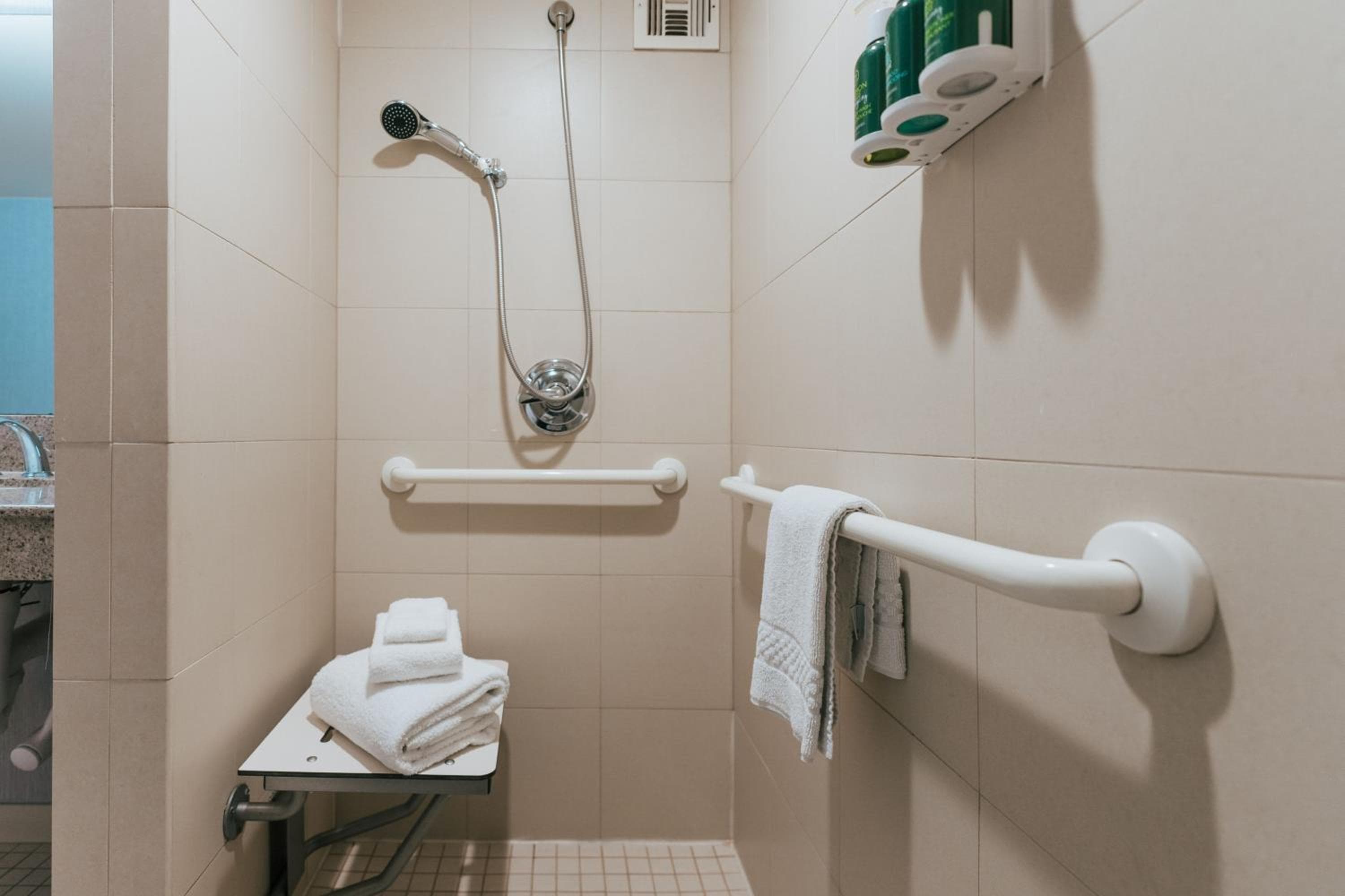 Courtyard by Marriott Los Ángeles LAX/Century Boulevard — 24