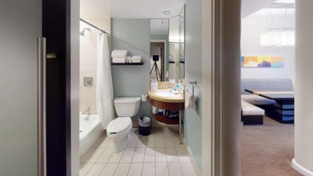 Bay Lake Tower at Disney's Contemporary Resort — 9
