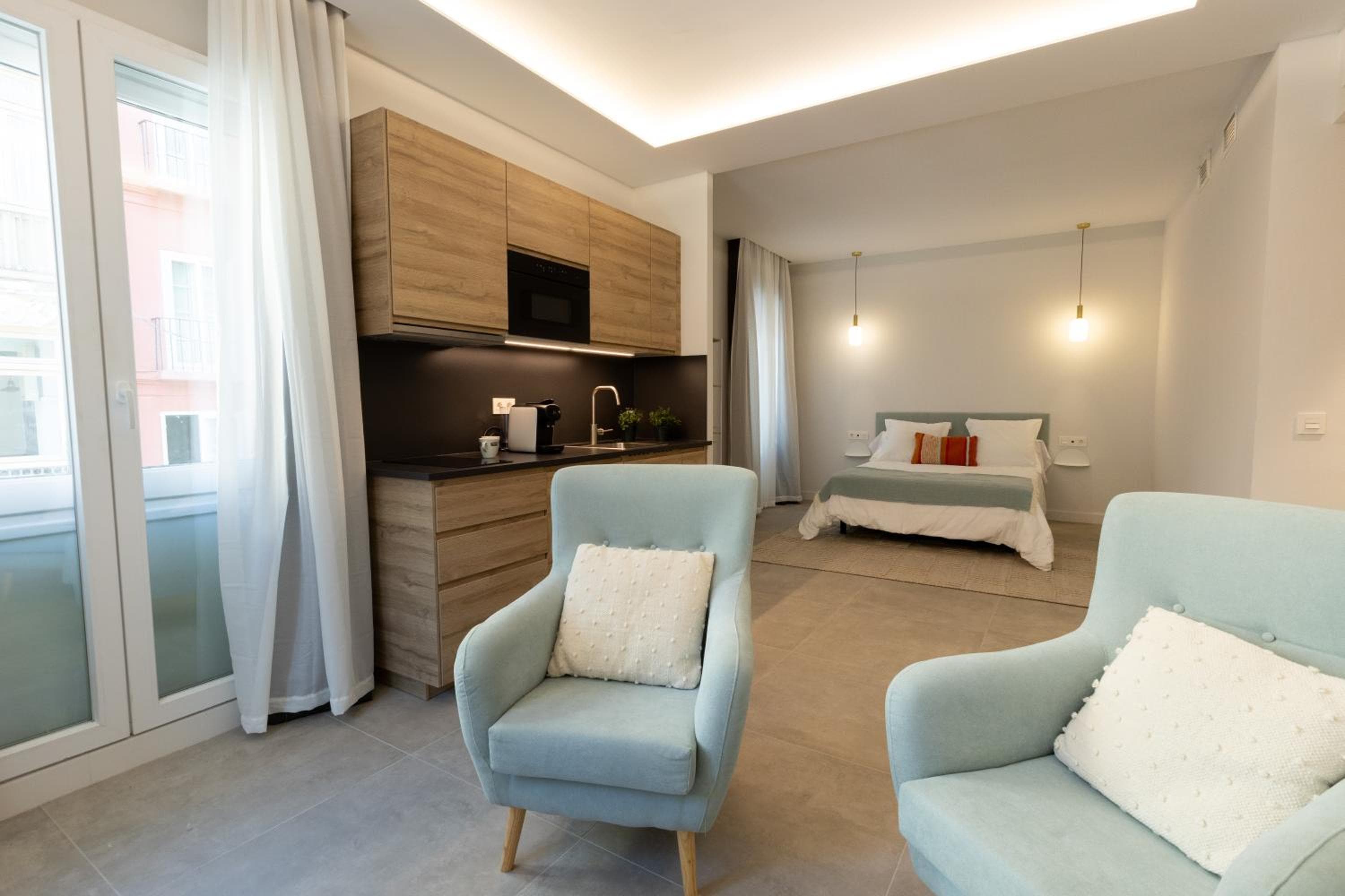 Diana Suites 23 — 3