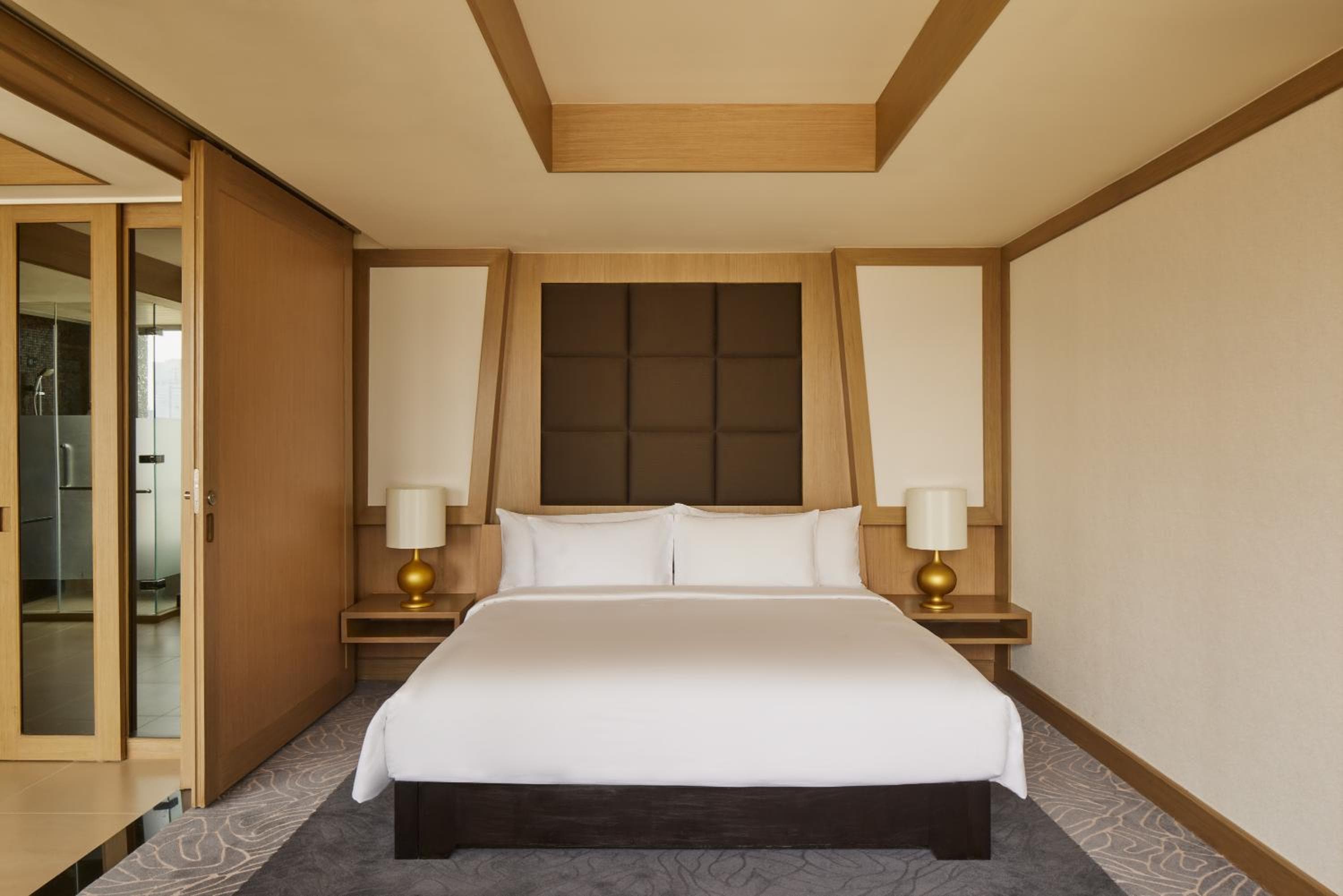 Banyan Tree Bangkok hotel, 21/100 South Sathon Road, Bangkok, Thailand — photo 26