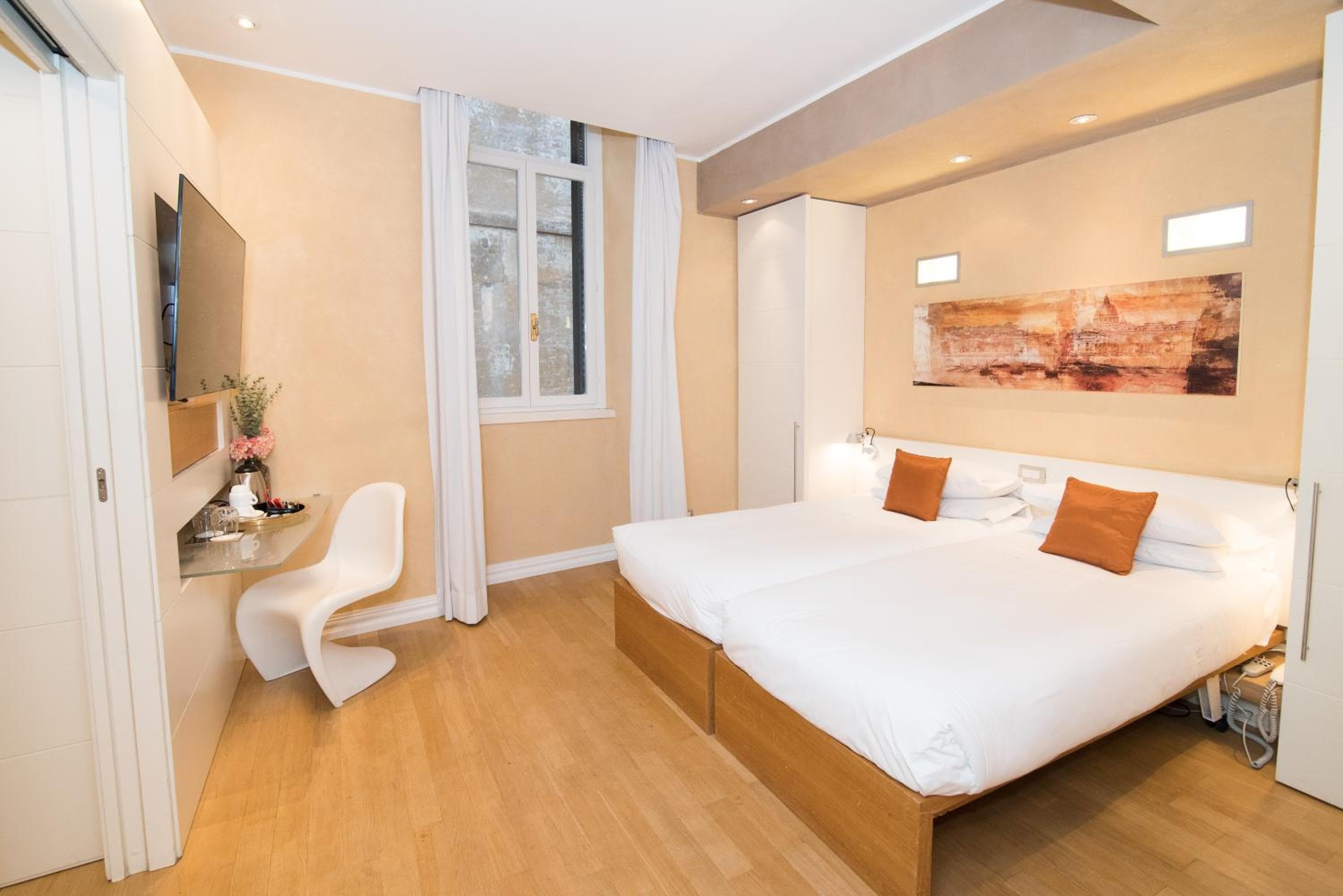 Albergo Bianco — 25