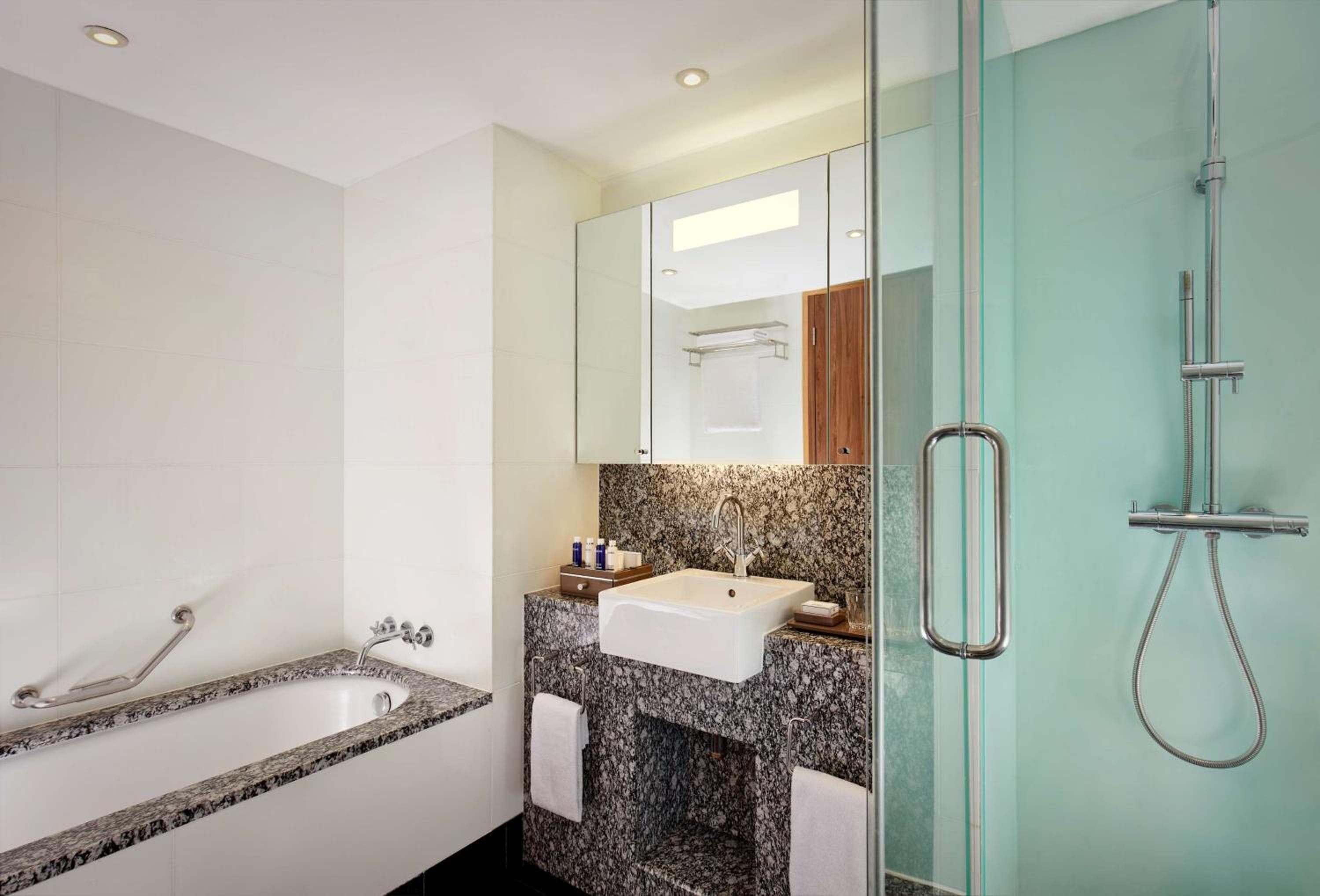 Park Plaza County Hall London hotel, 1 Addington Street, London, United Kingdom — photo 55