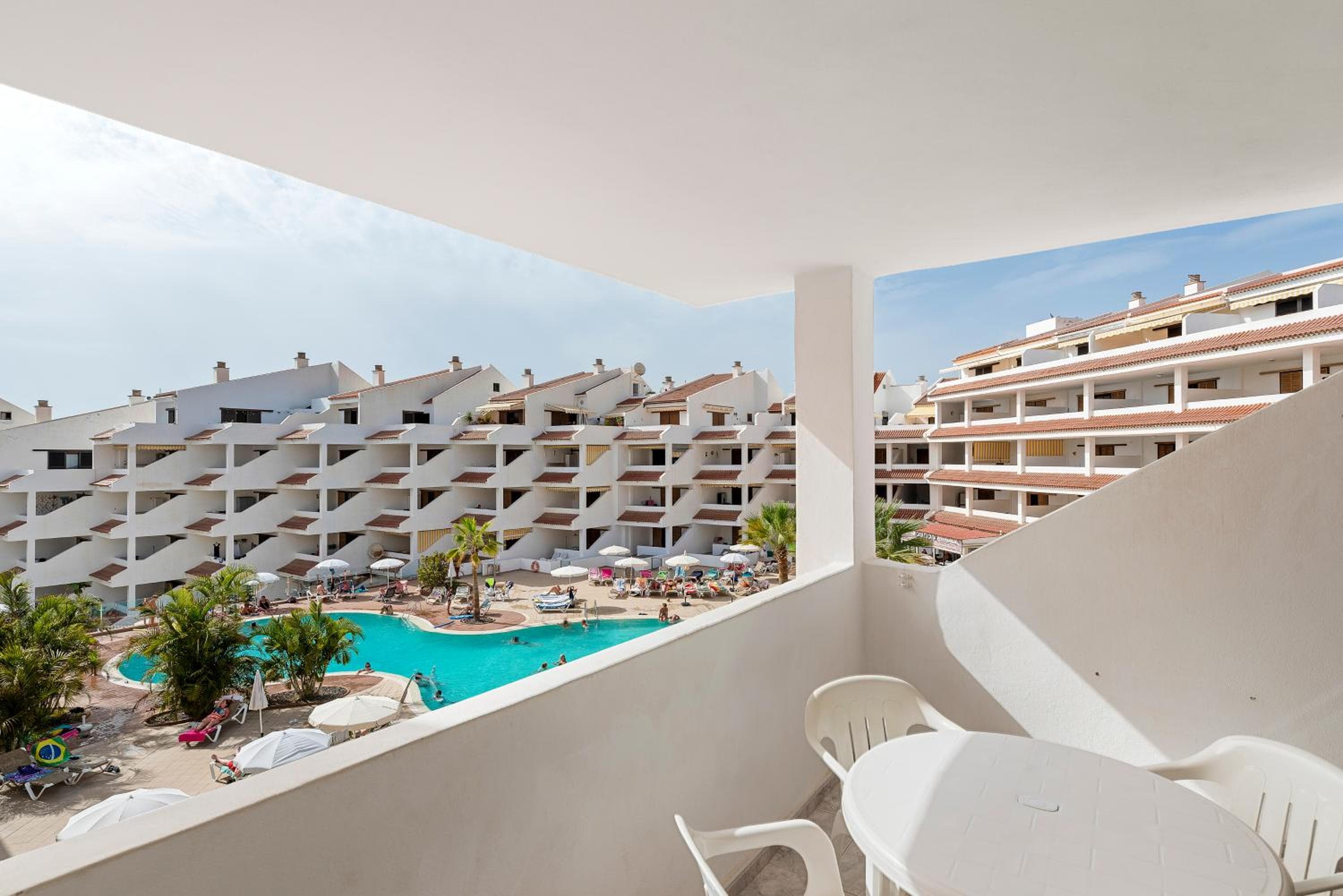 Paloma Beach Apartments — 5