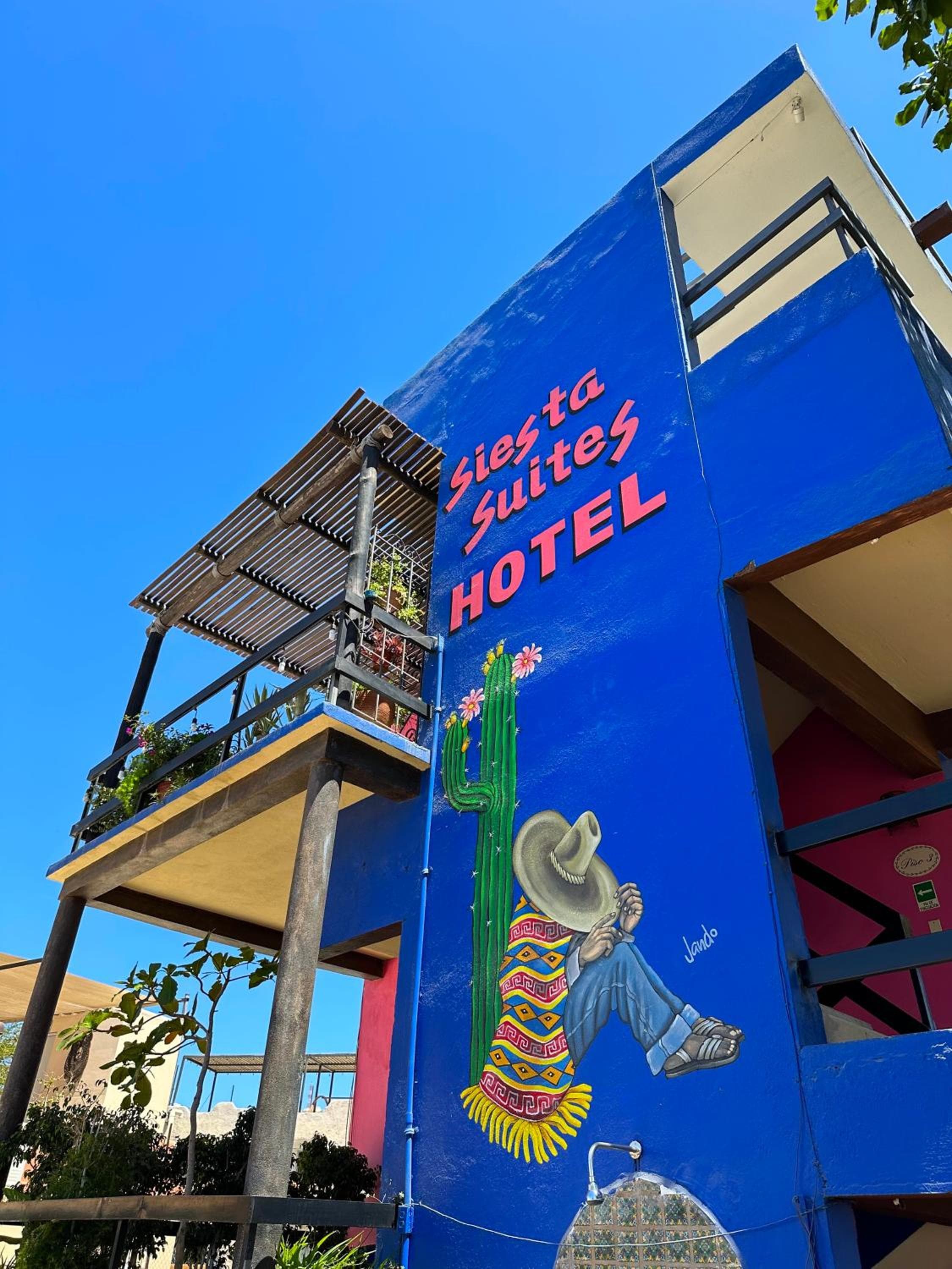 Siesta Suites Boutique Hotel — 3
