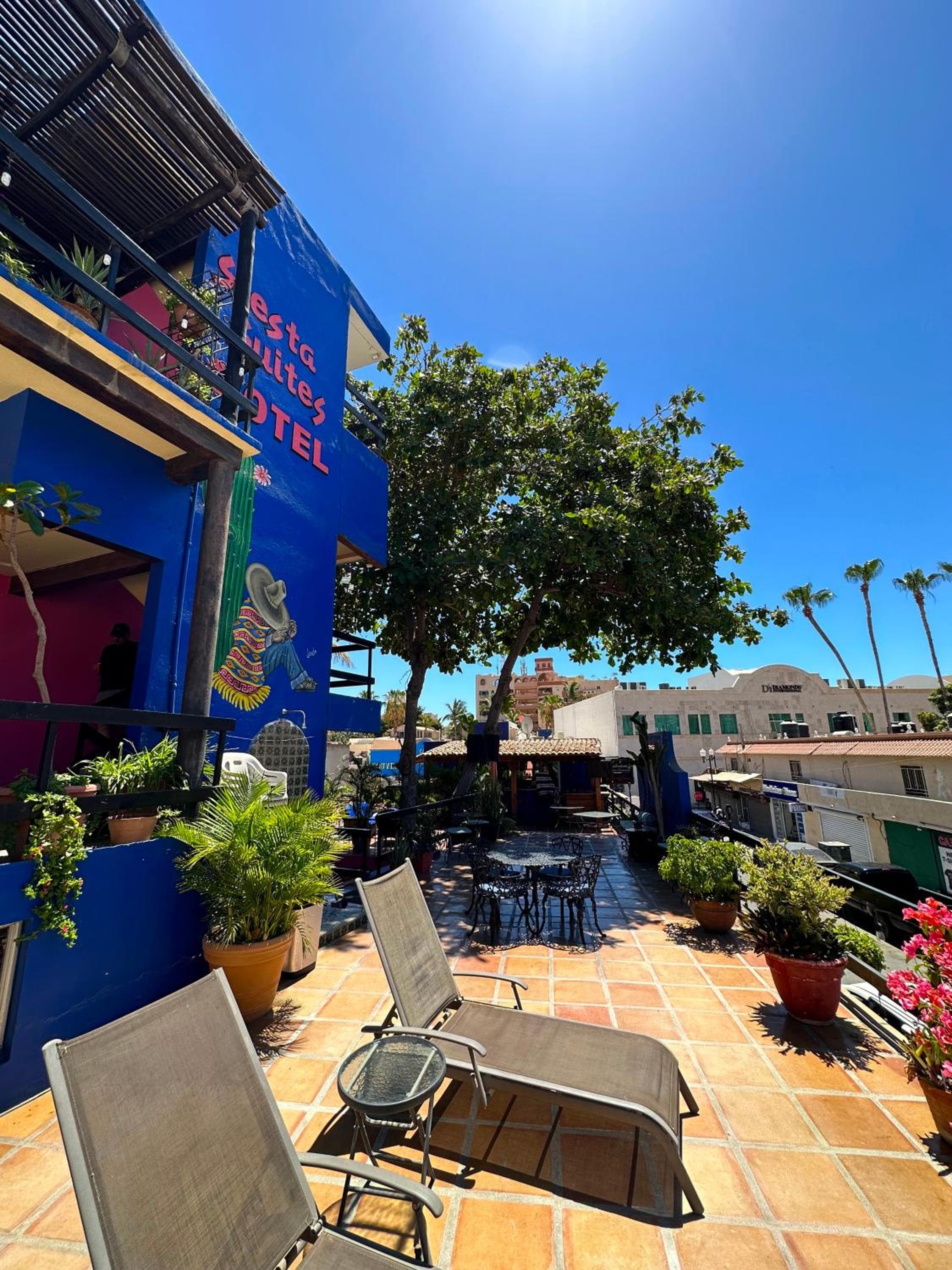 Siesta Suites Boutique Hotel — 4