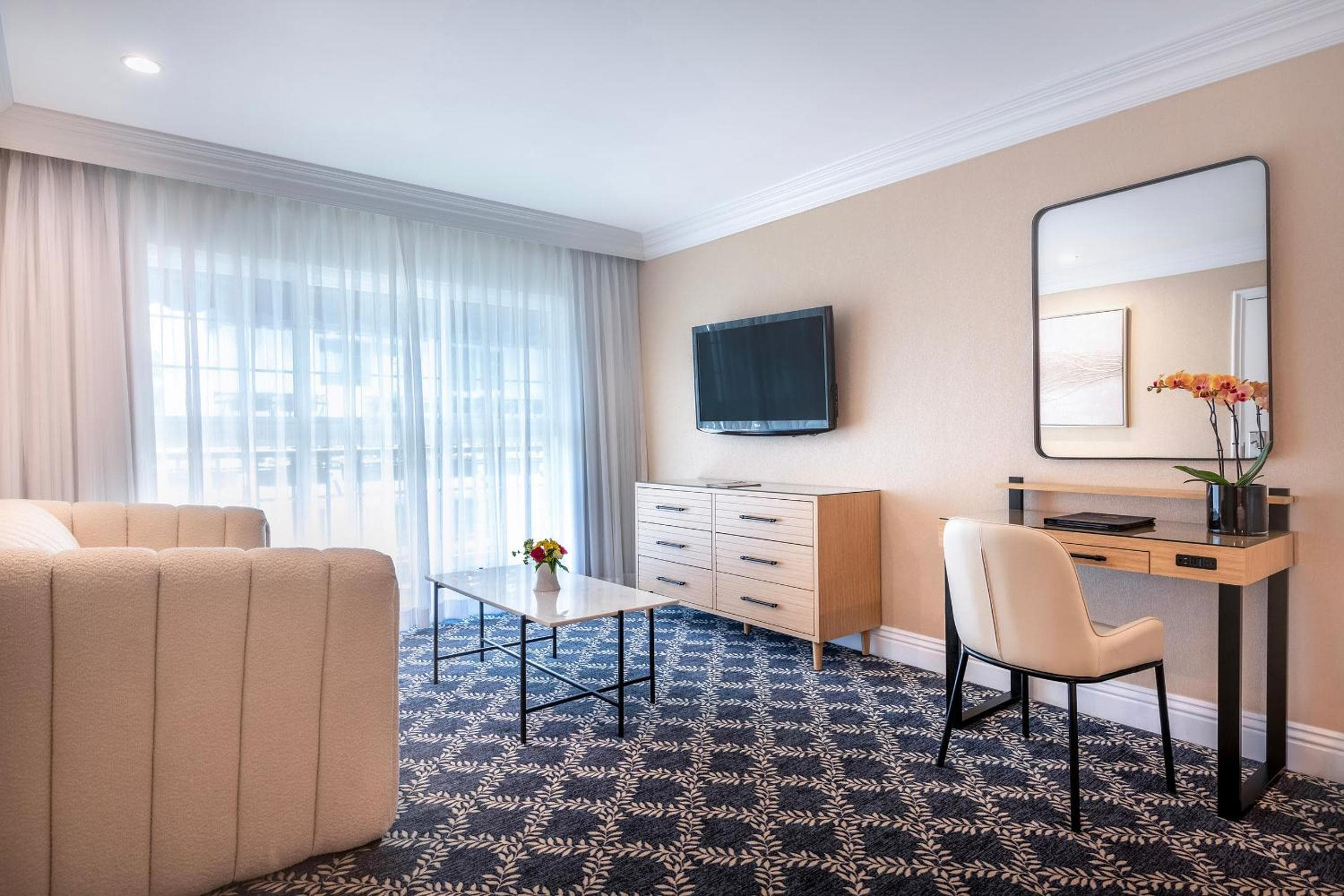 Beverly Hills Plaza Hotel & Spa — 21