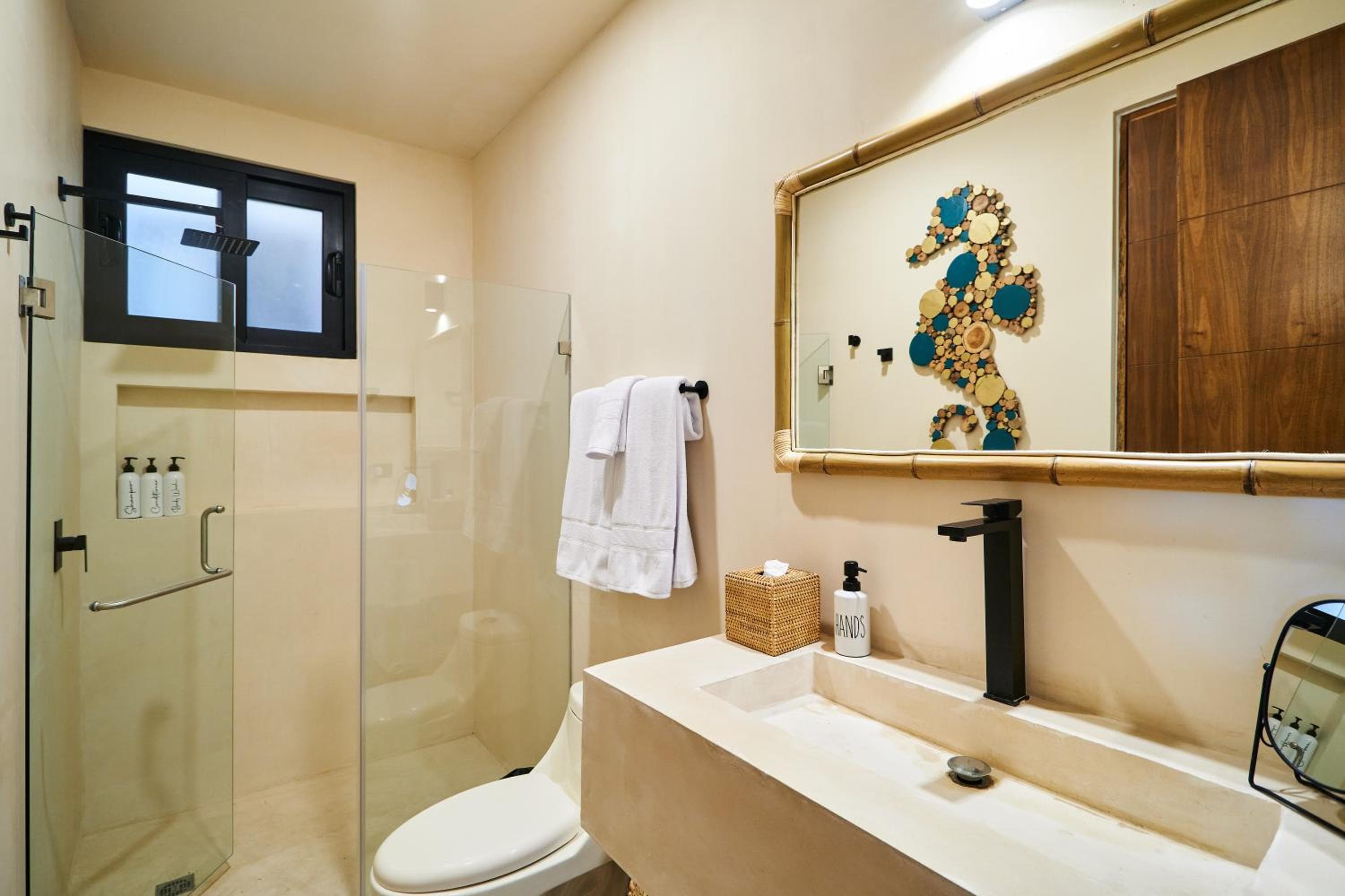 Spacious & Comfy Penthouse Oasis with Plunge Pool — 9