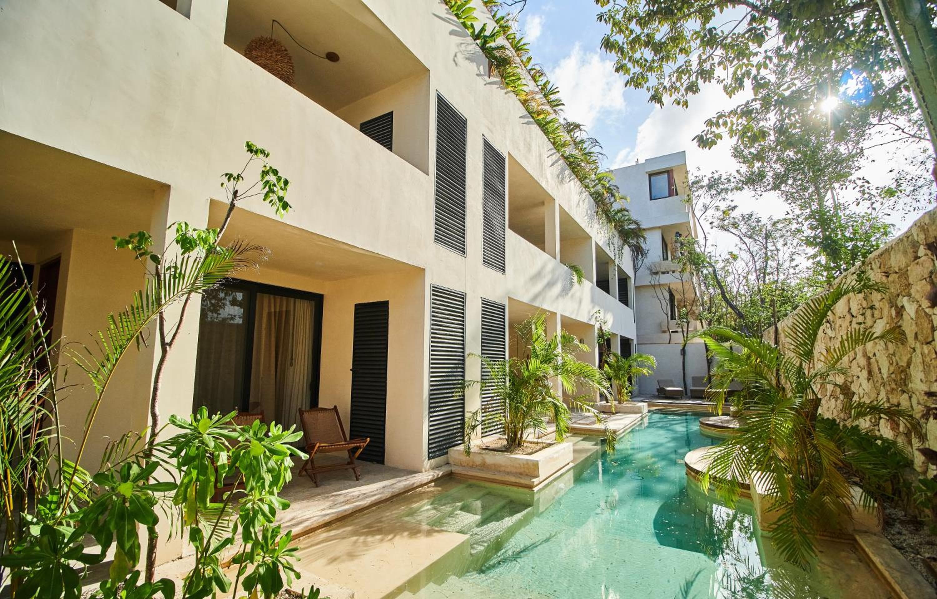 Spacious & Comfy Penthouse Oasis with Plunge Pool — 21