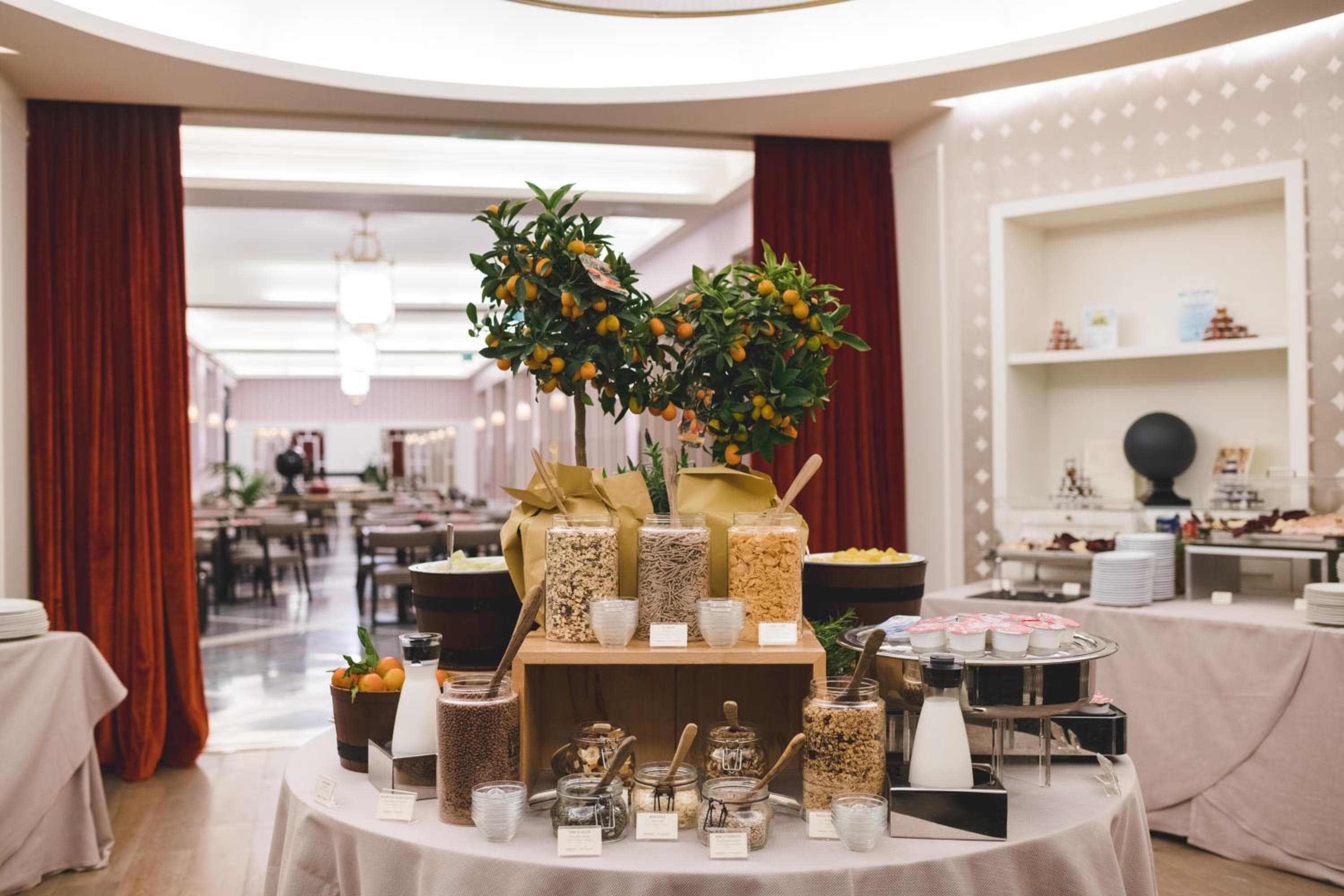 Starhotels Michelangelo Roma — 8