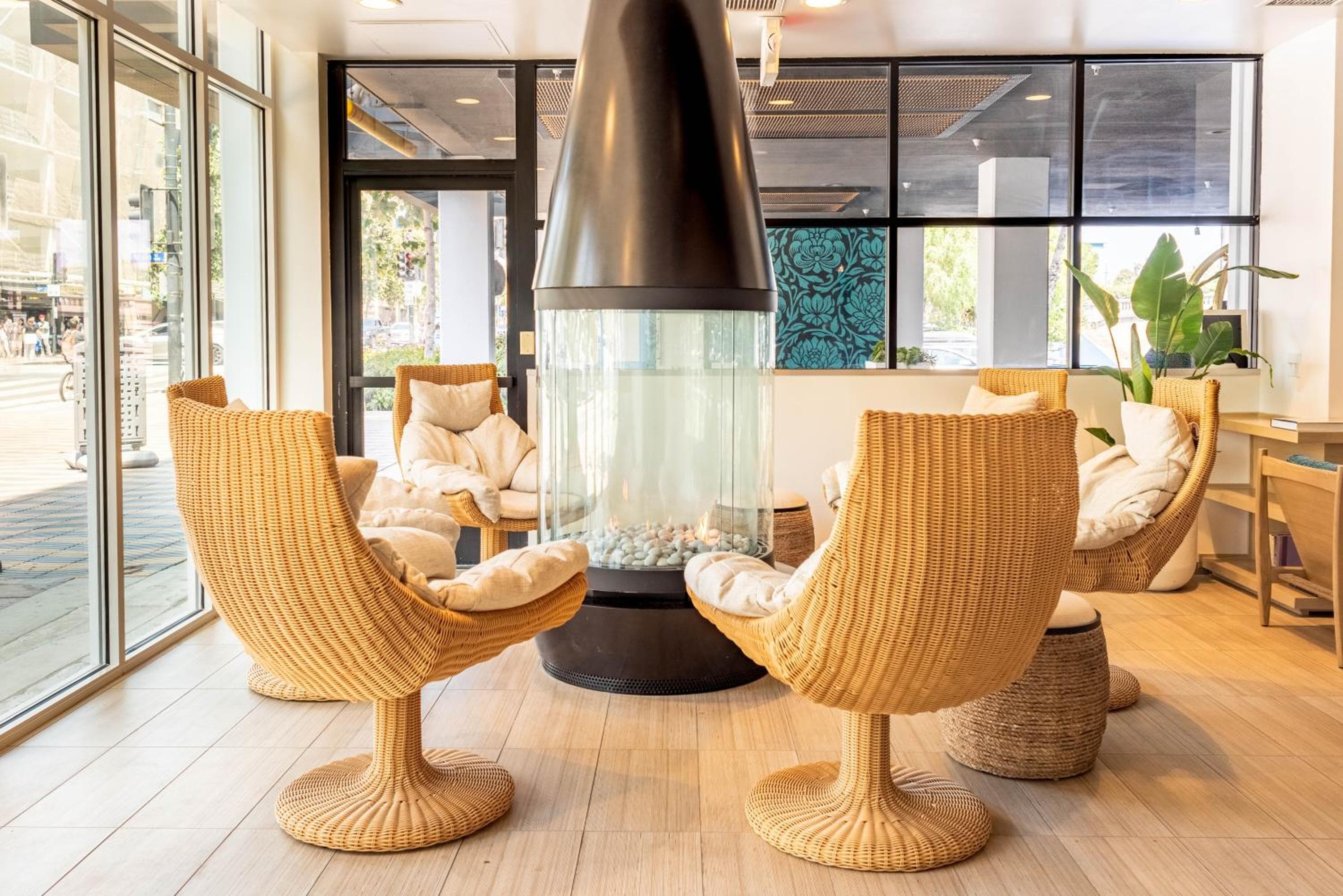 The Pierside Santa Monica — 15
