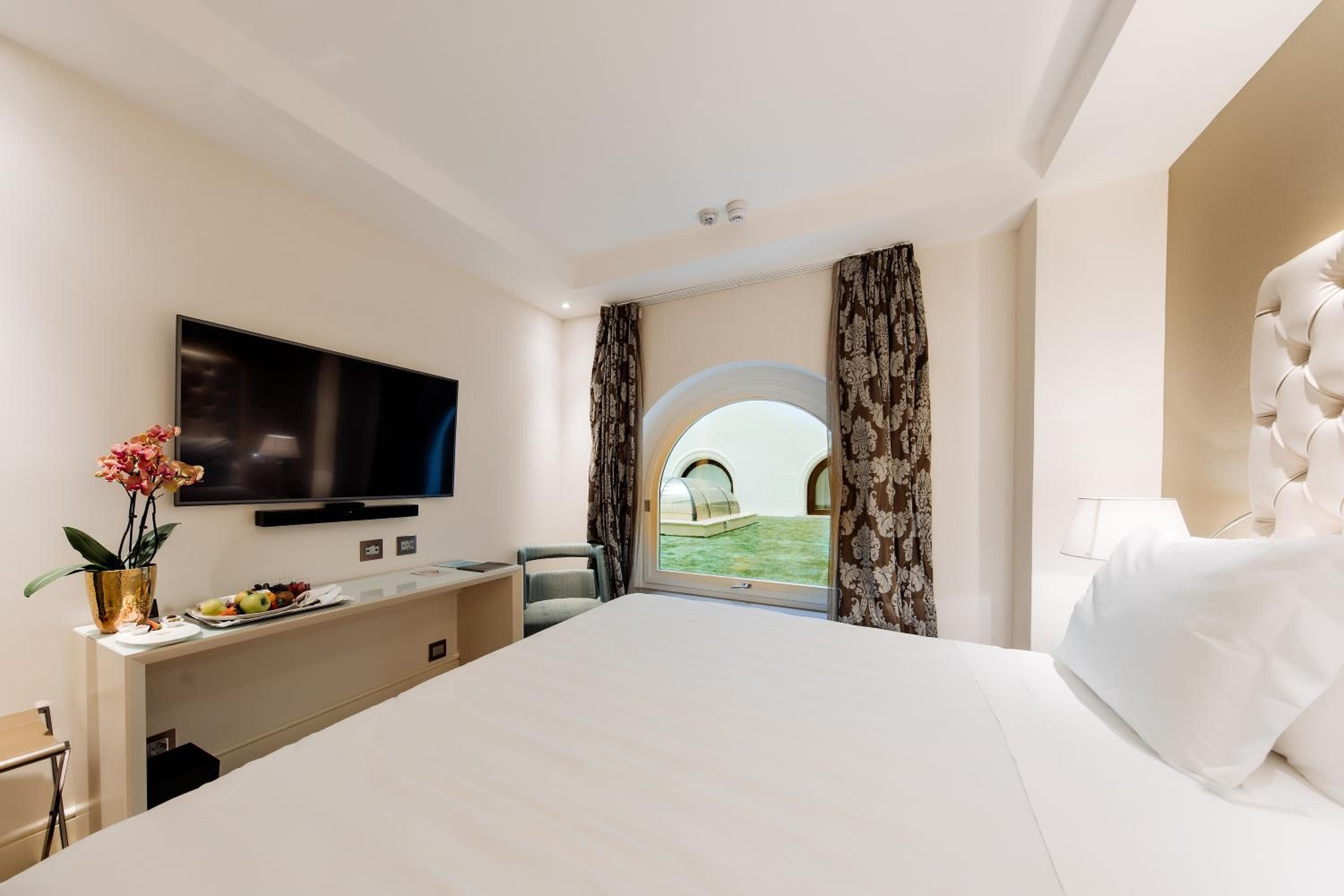 Aleph Rome Hotel, Curio Collection By Hilton — 27
