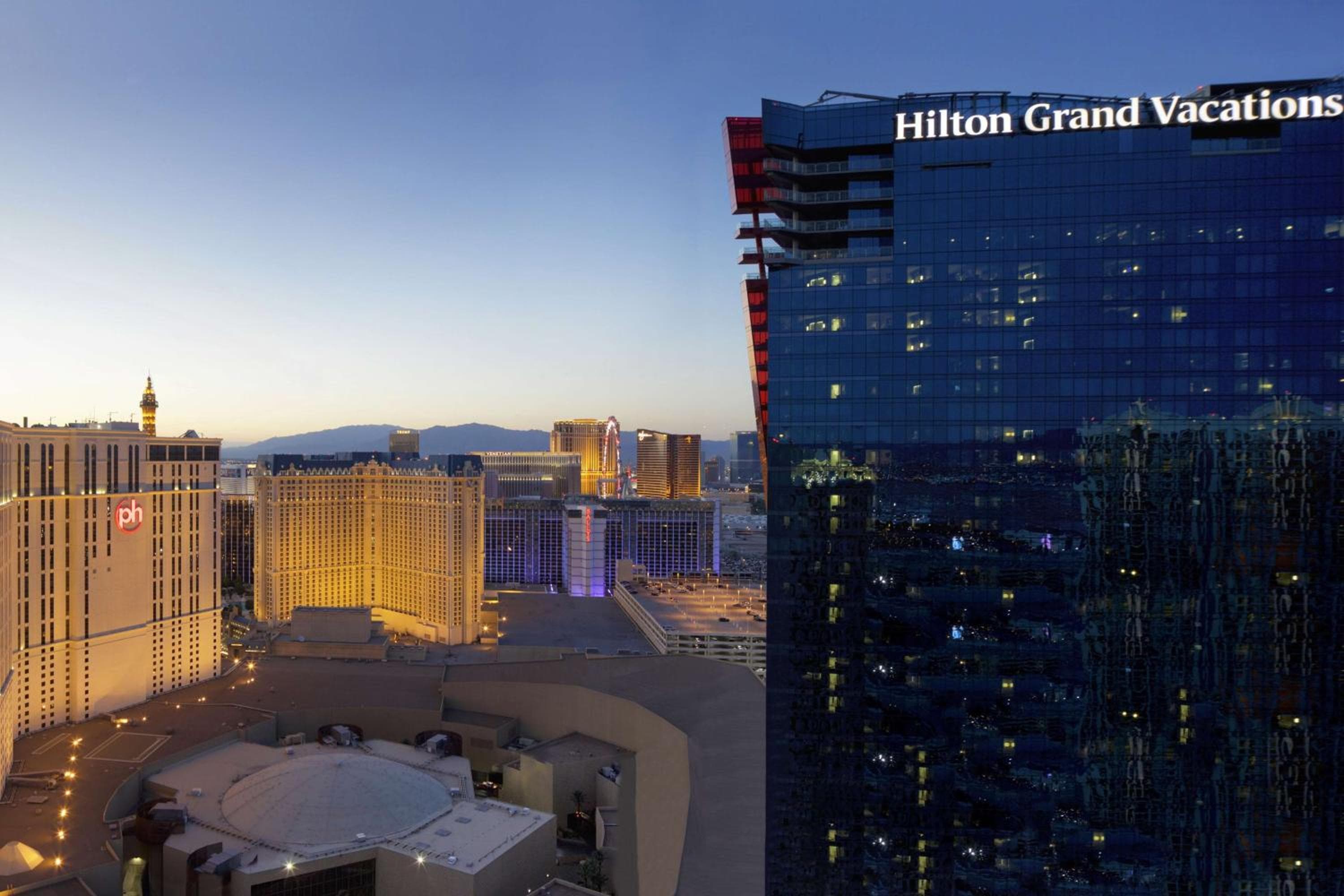 Hilton Grand Vacations Club Elara Center Strip Las Vegas — 13