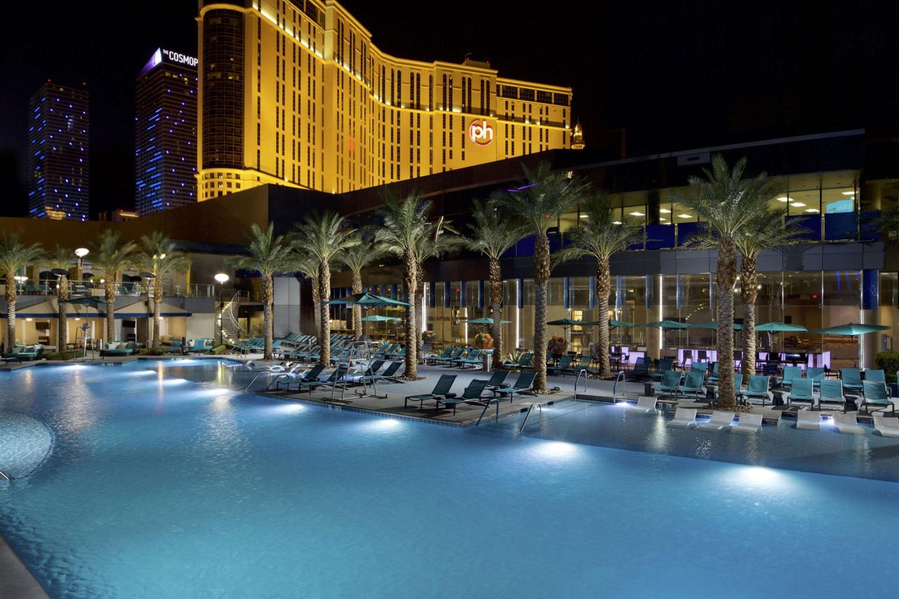 Hilton Grand Vacations Club Elara Center Strip Las Vegas — 15