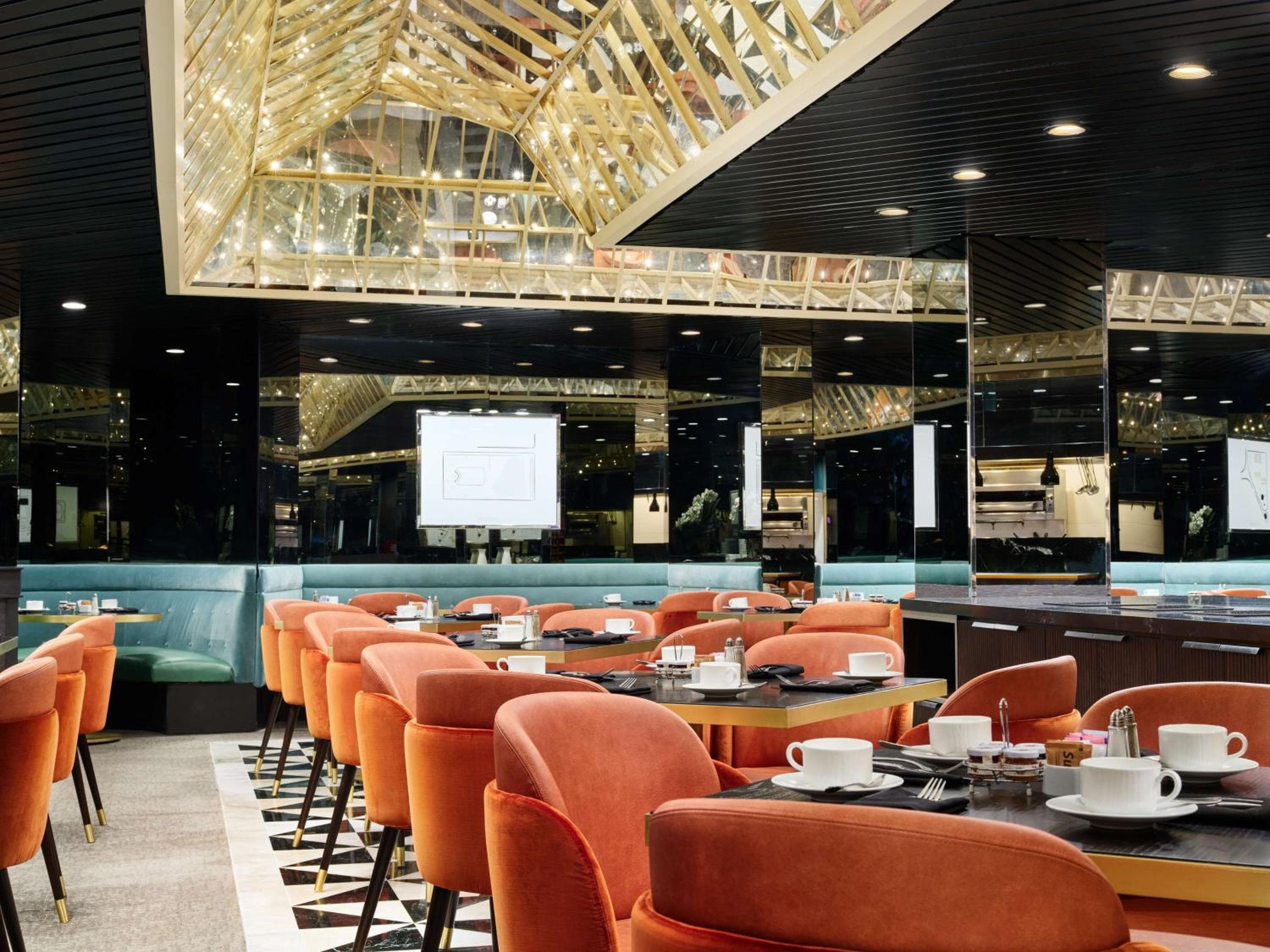 Millennium Hilton New York One UN Plaza — 11