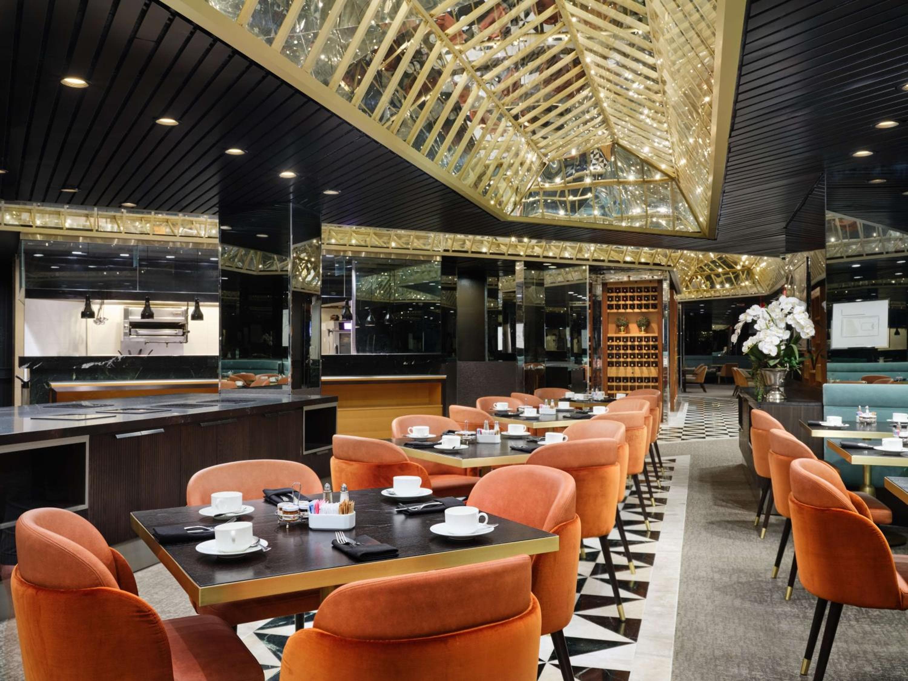 Millennium Hilton New York One UN Plaza — 12