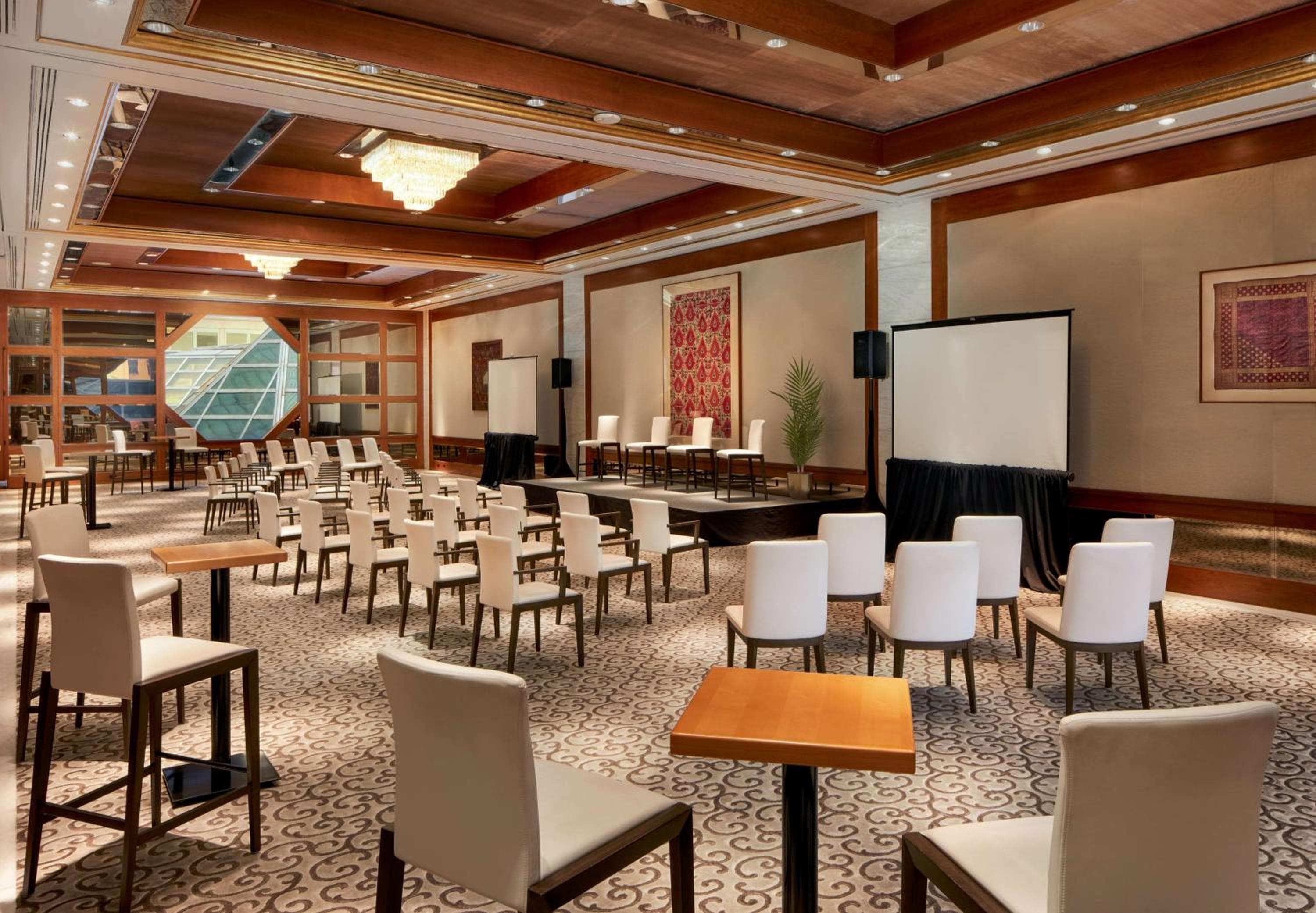 Millennium Hilton New York One UN Plaza — 14