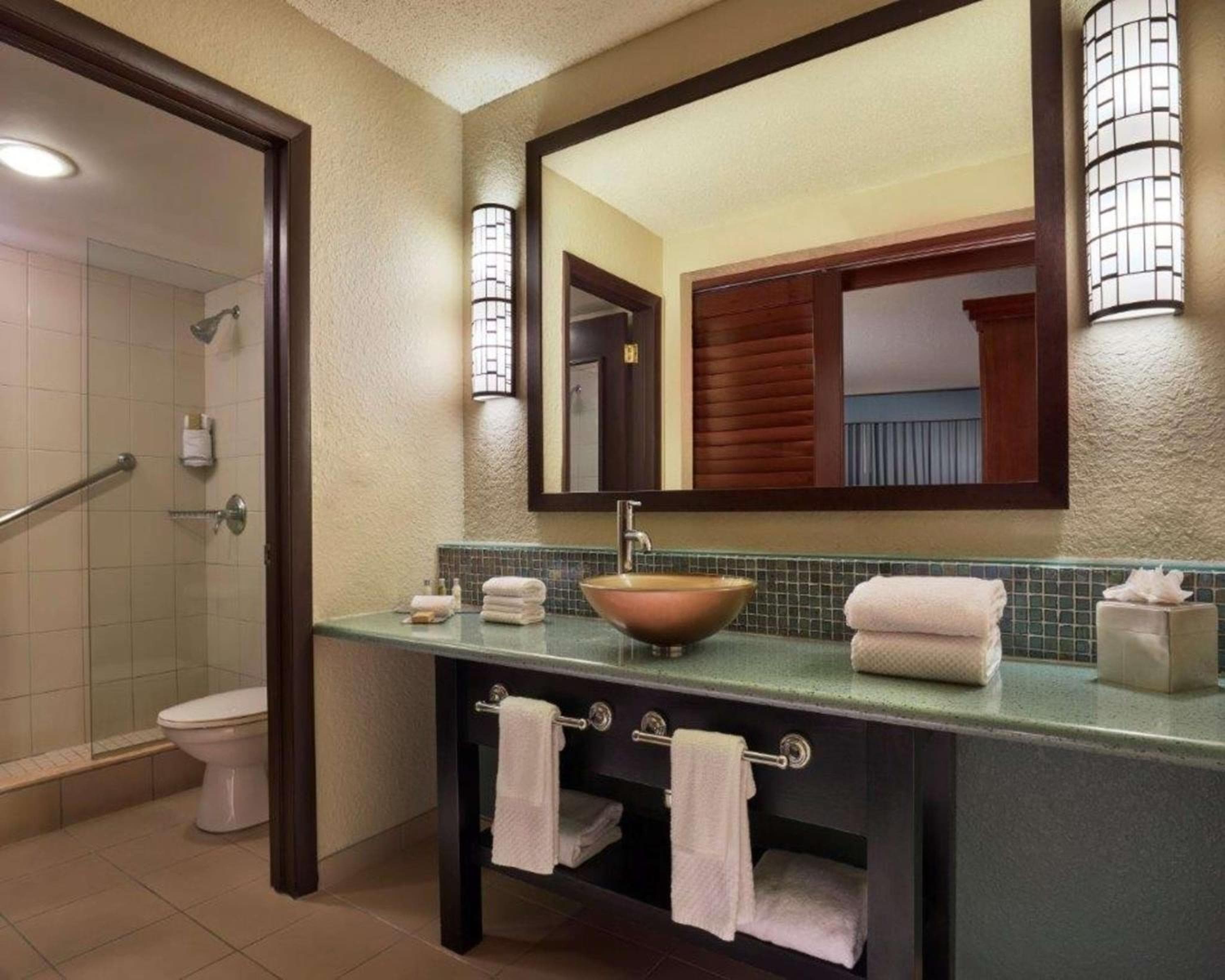 DoubleTree by Hilton Orlando Theme Park Resort — 18