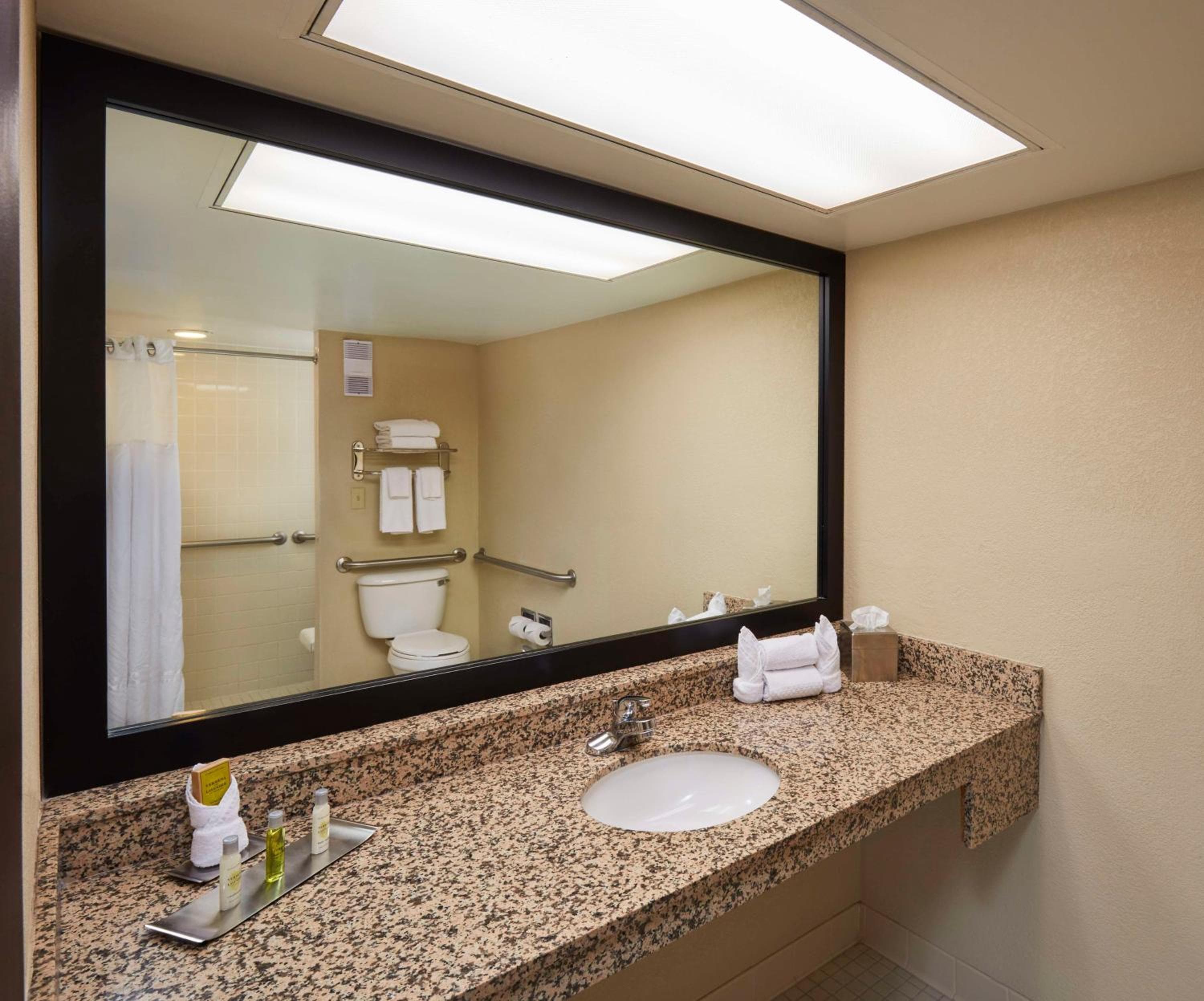 DoubleTree by Hilton Orlando Theme Park Resort — 9