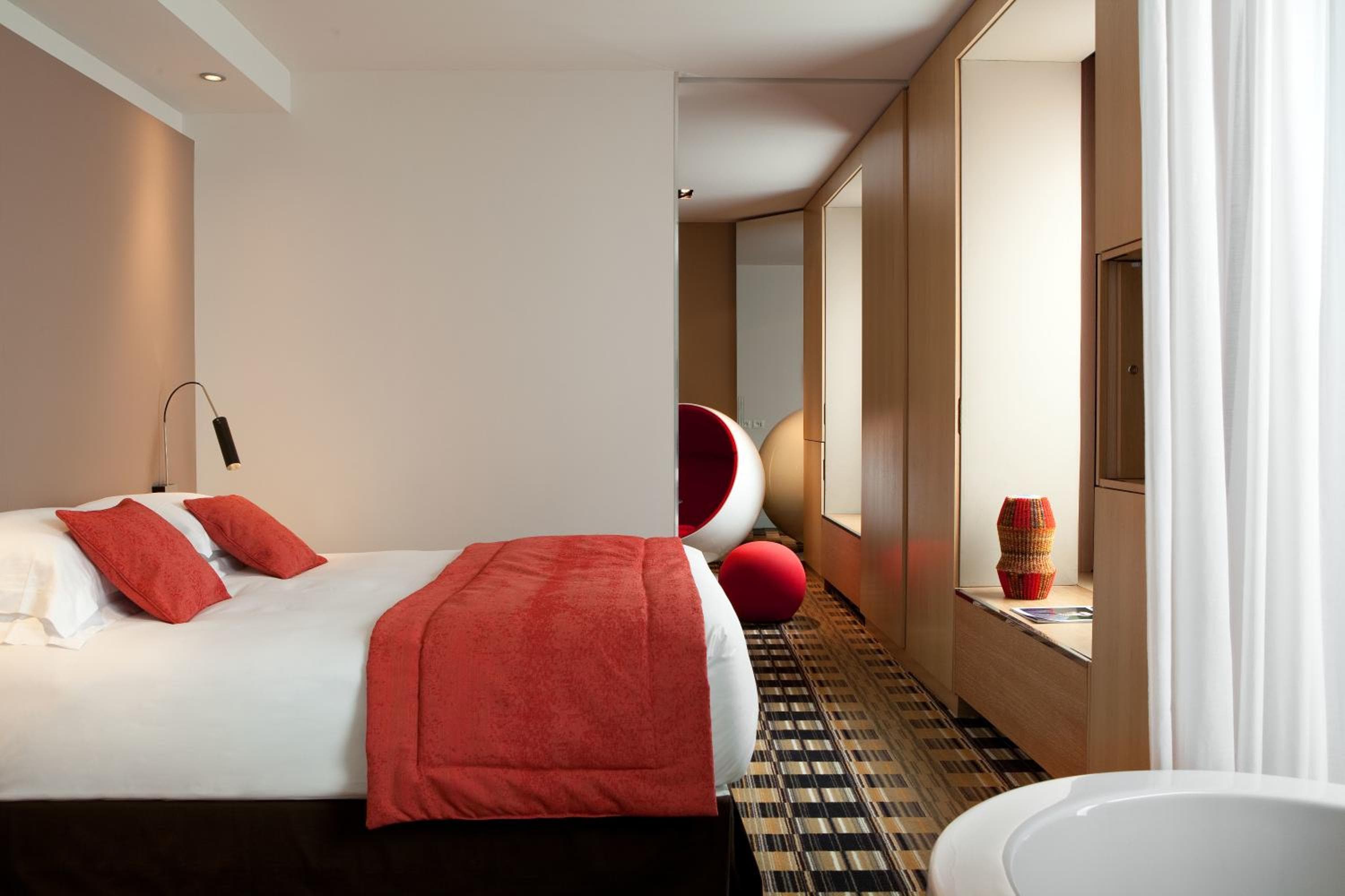 Golden Tulip Opera de Noailles — 12