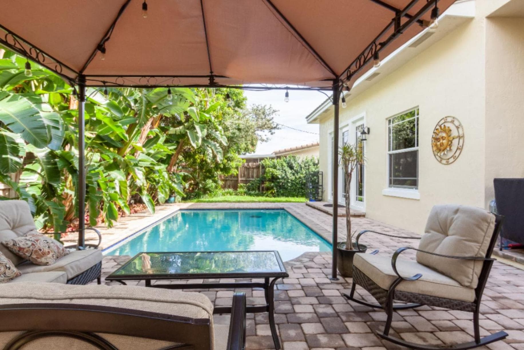 Fort Lauderdale guest house — 1