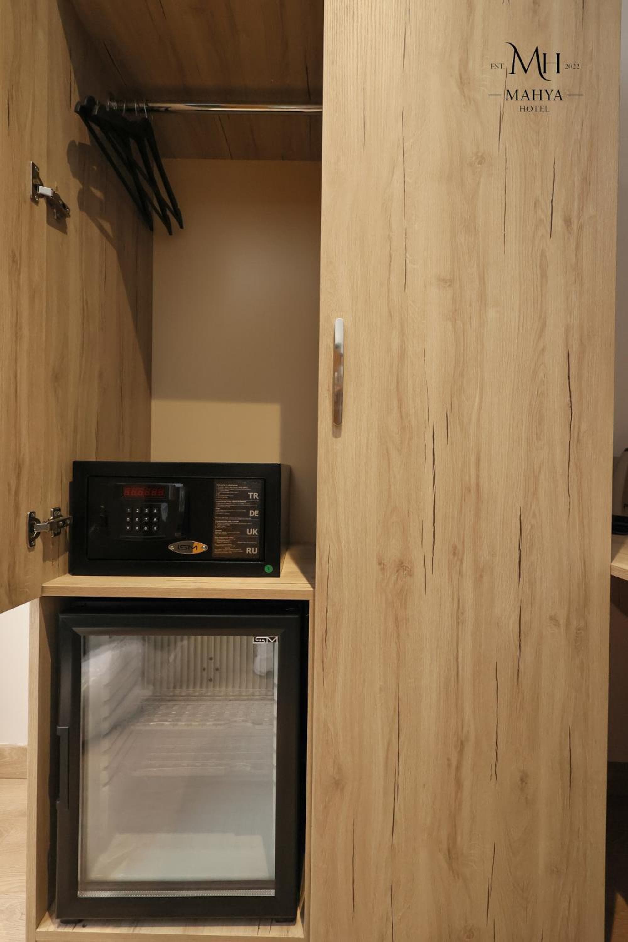 Mahya Hotel — 4